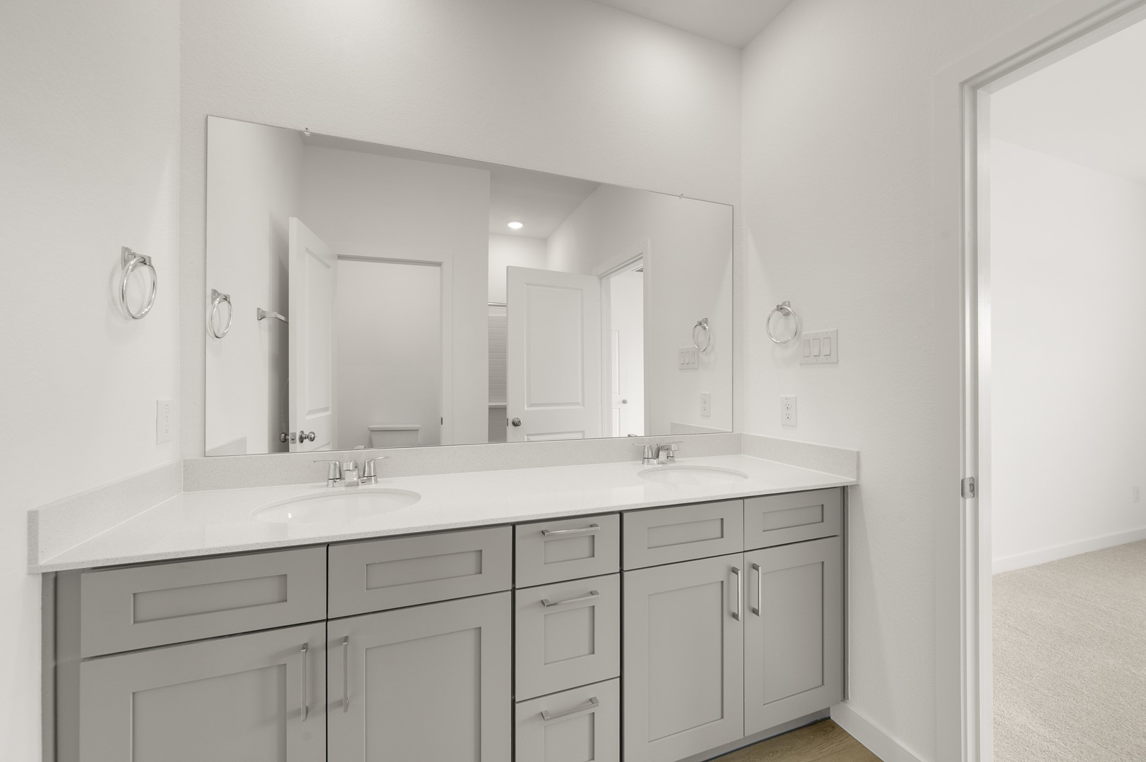 5708 Lakeview Drive, Watauga, TX, 76148