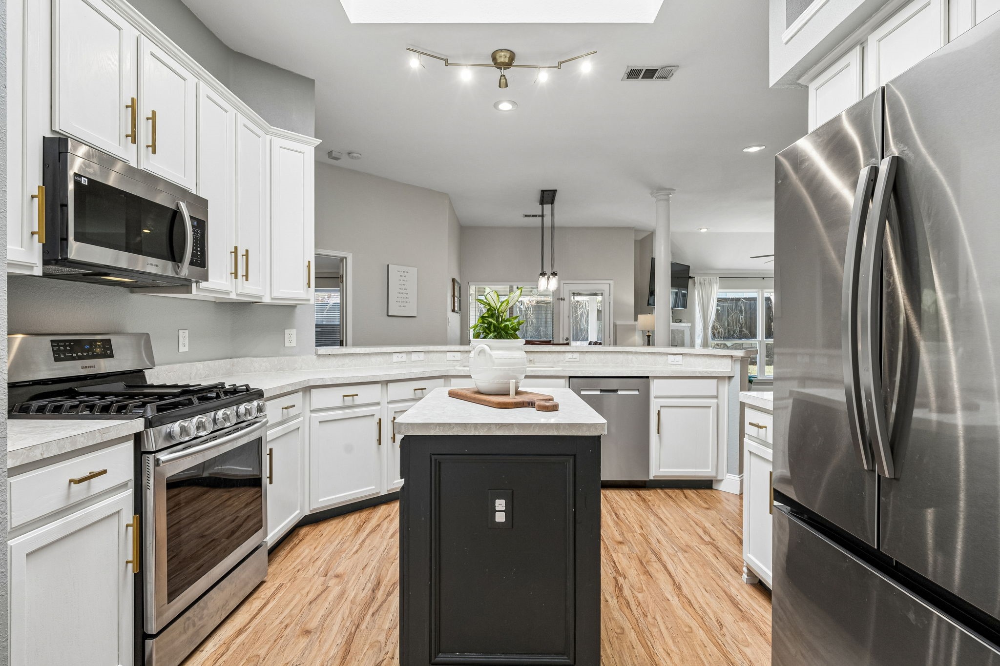 6509 Lake Forest Lane, Sachse, TX, 75048