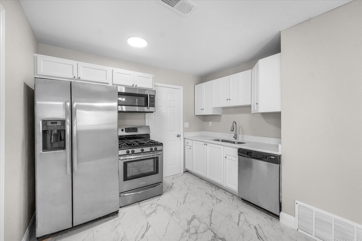 7320 Willis Avenue, Fort Worth, TX, 76116