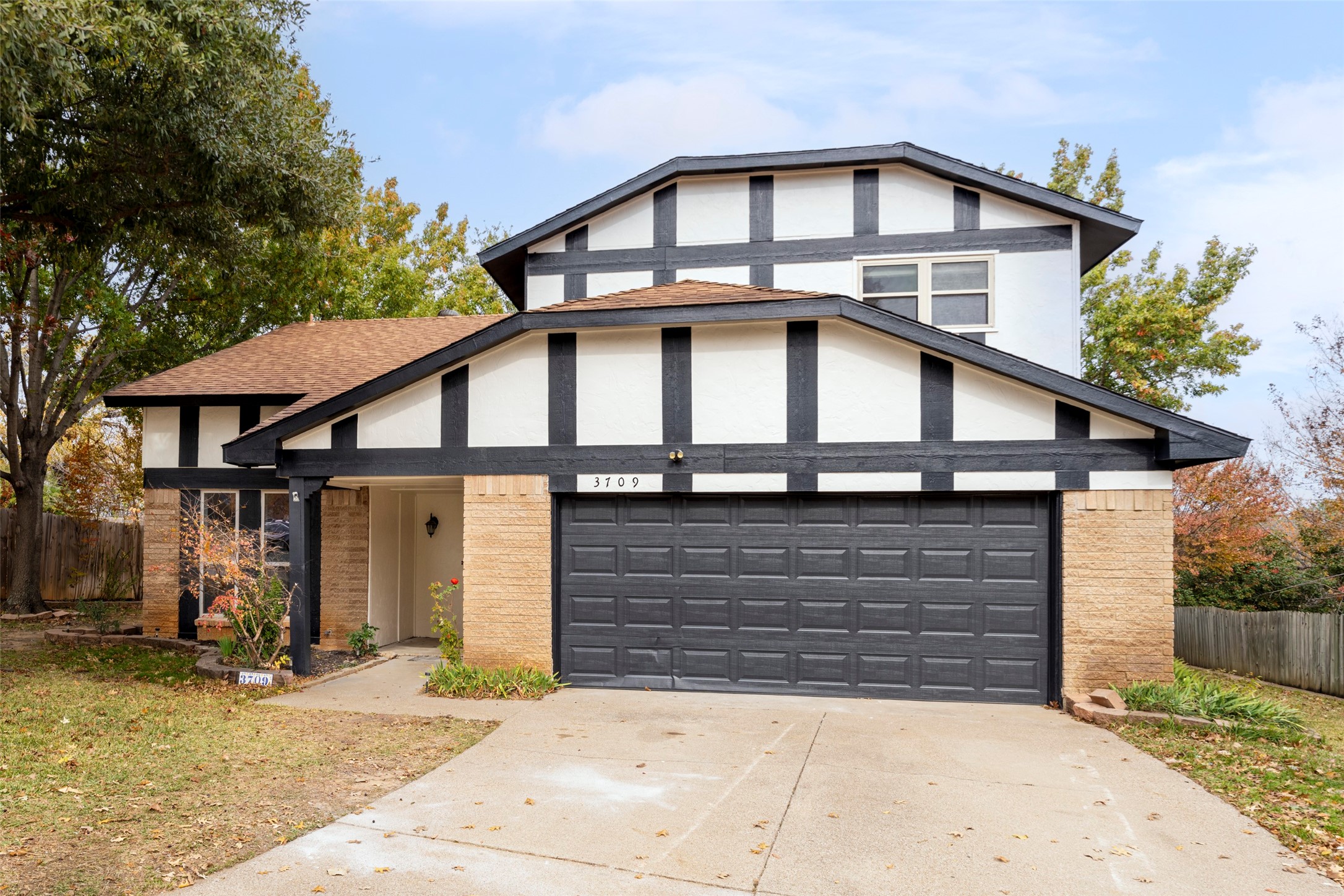 3709 Ravenhill Lane, Arlington, TX, 76016