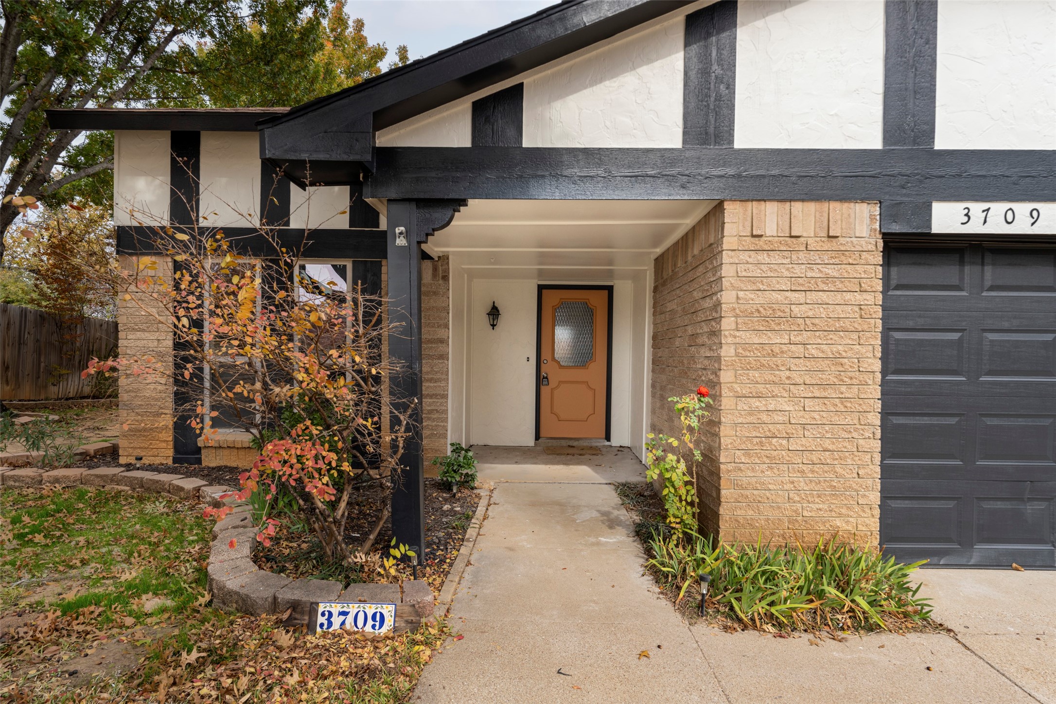 3709 Ravenhill Lane, Arlington, TX, 76016