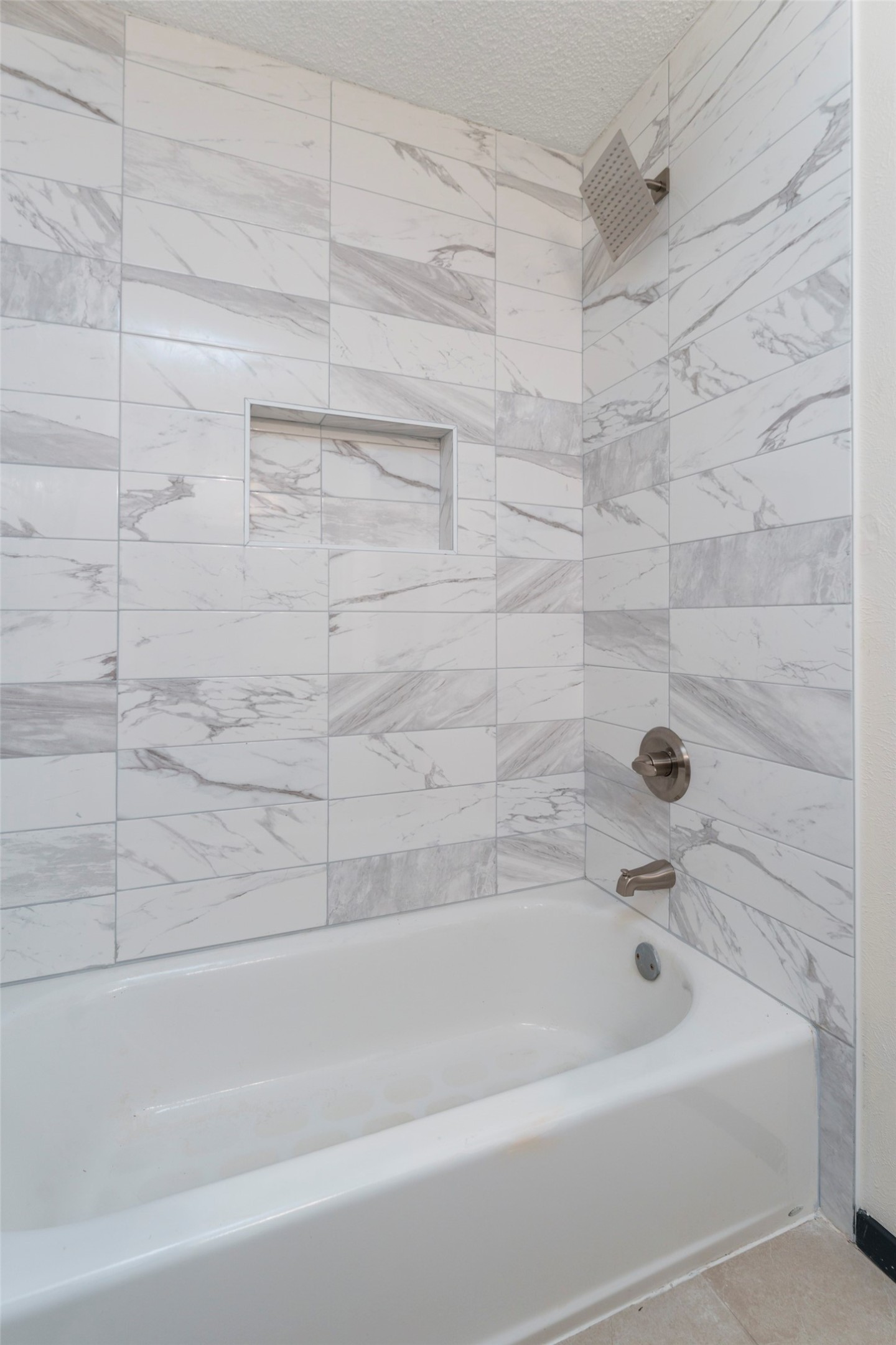 3709 Ravenhill Lane, Arlington, TX, 76016