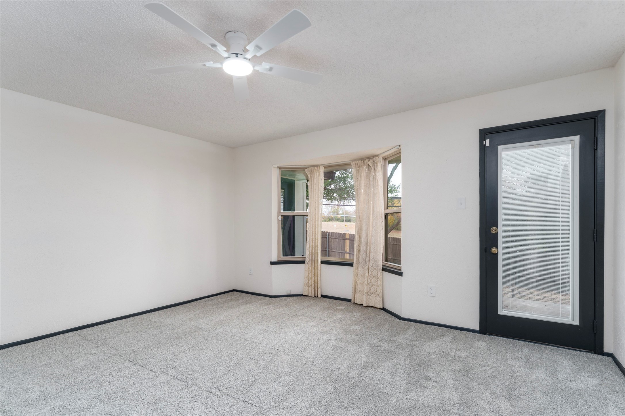 3709 Ravenhill Lane, Arlington, TX, 76016
