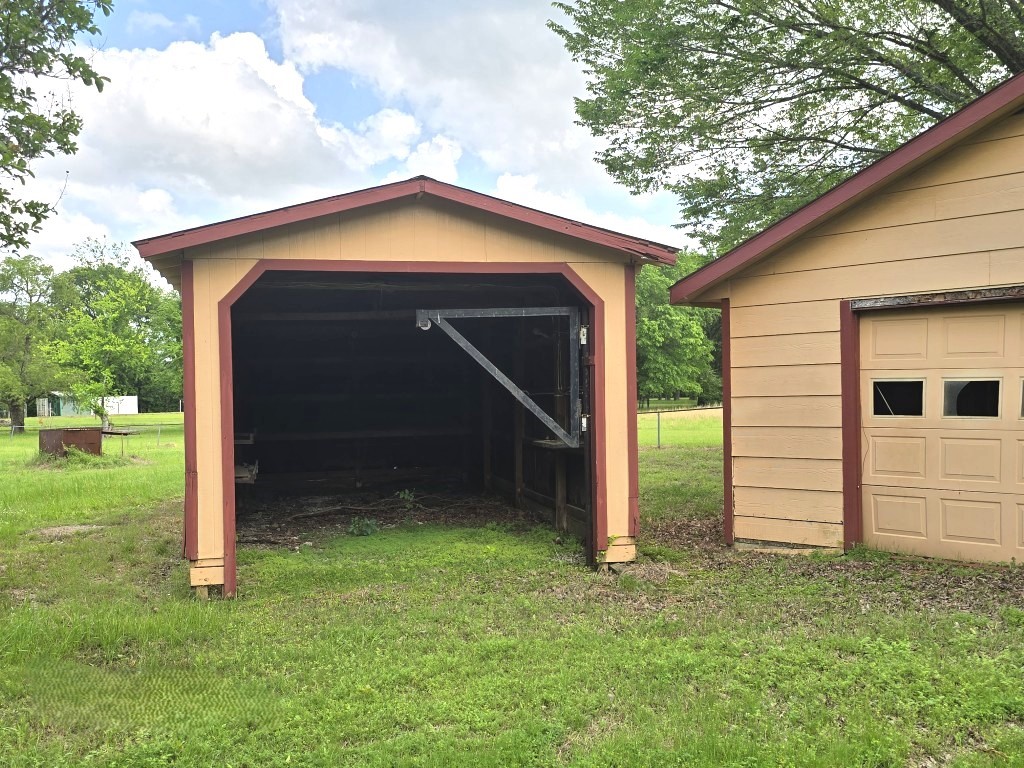 159 Rs County Road 3365, Emory, TX, 75440