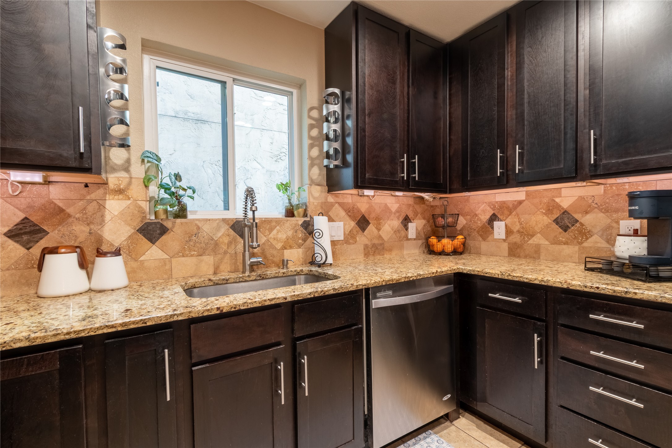 12206 Wightman Place, Dallas, TX, 75243