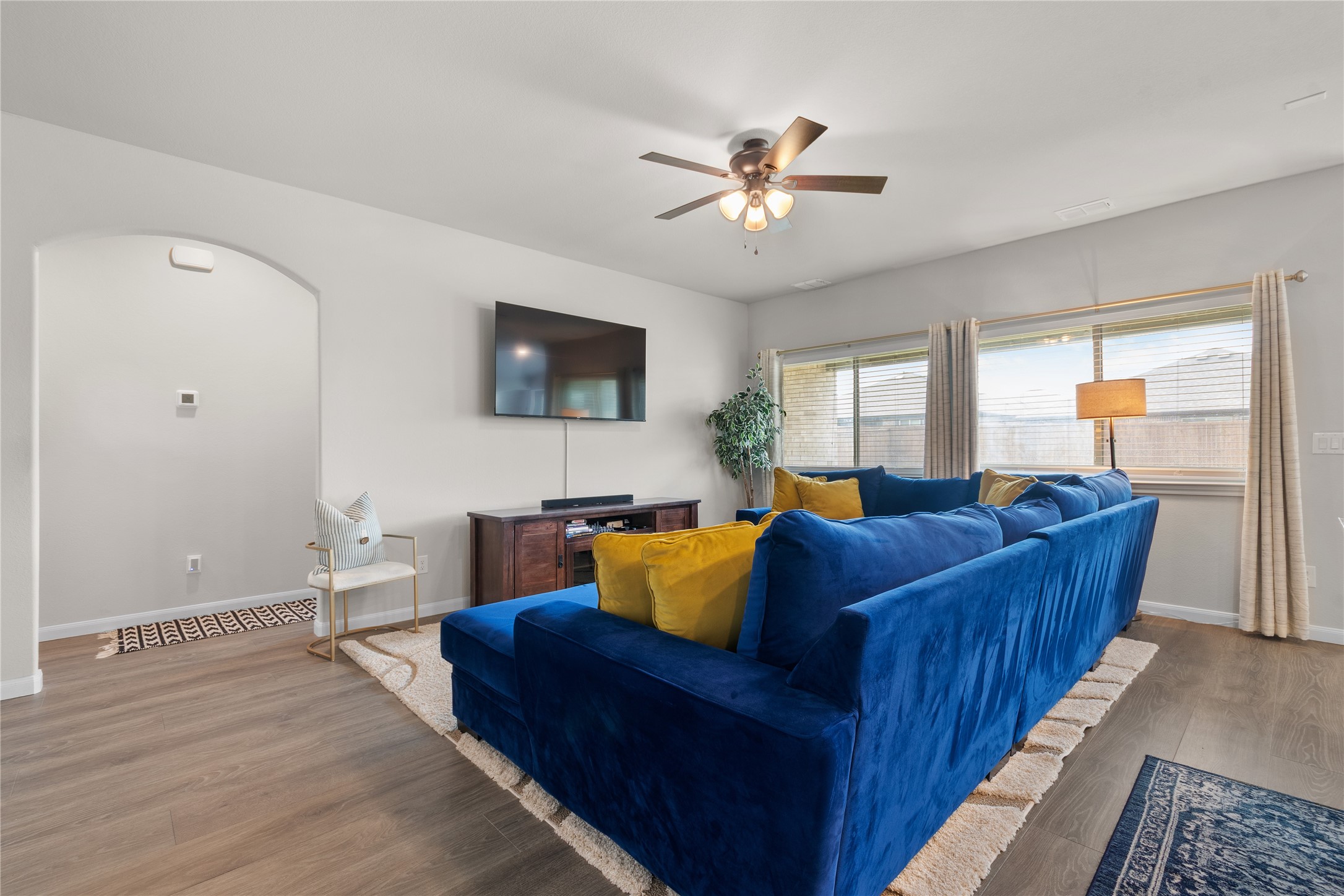 1216 Coyote Ridge, Aubrey, TX, 76227