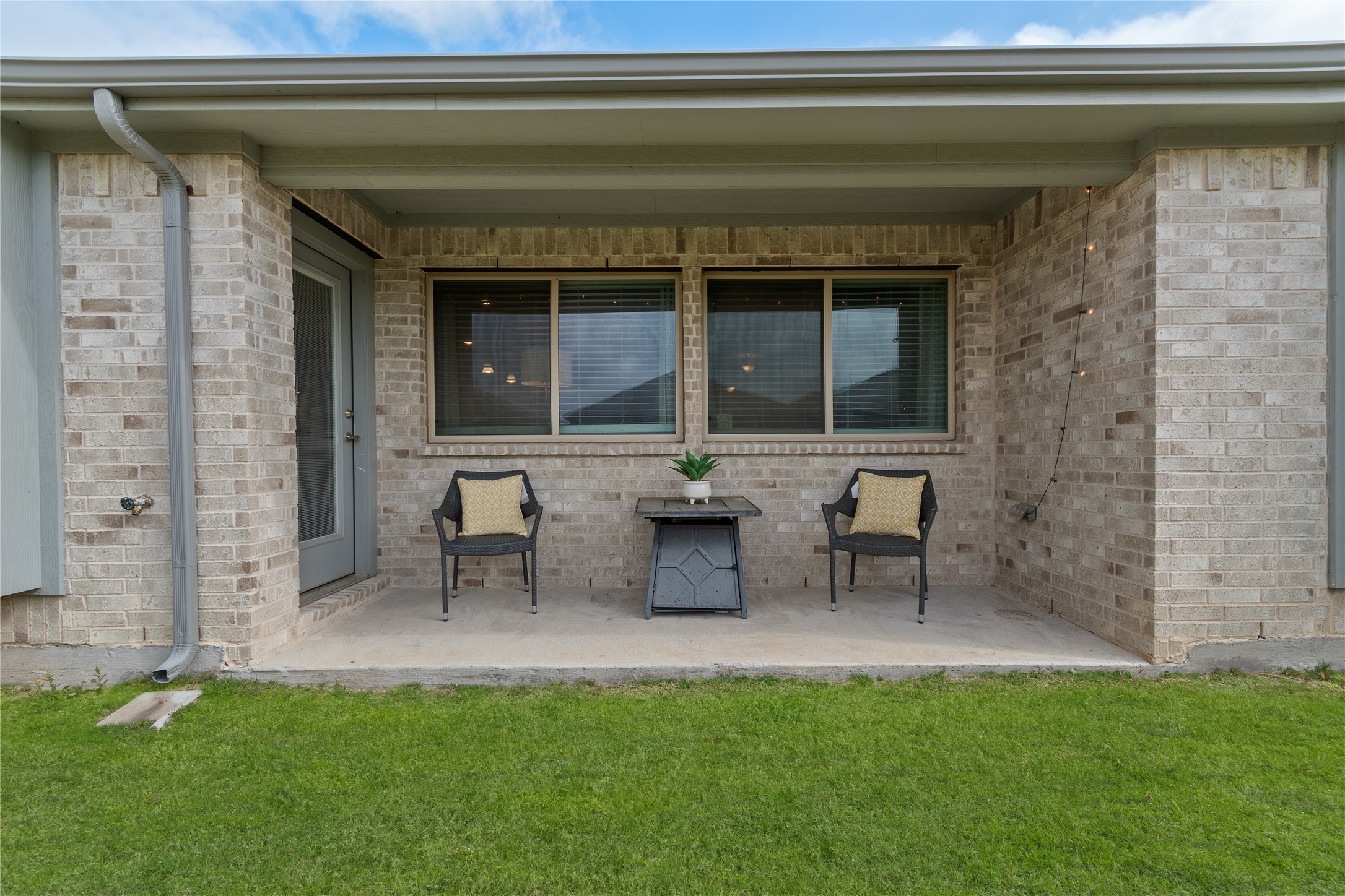 1216 Coyote Ridge, Aubrey, TX, 76227