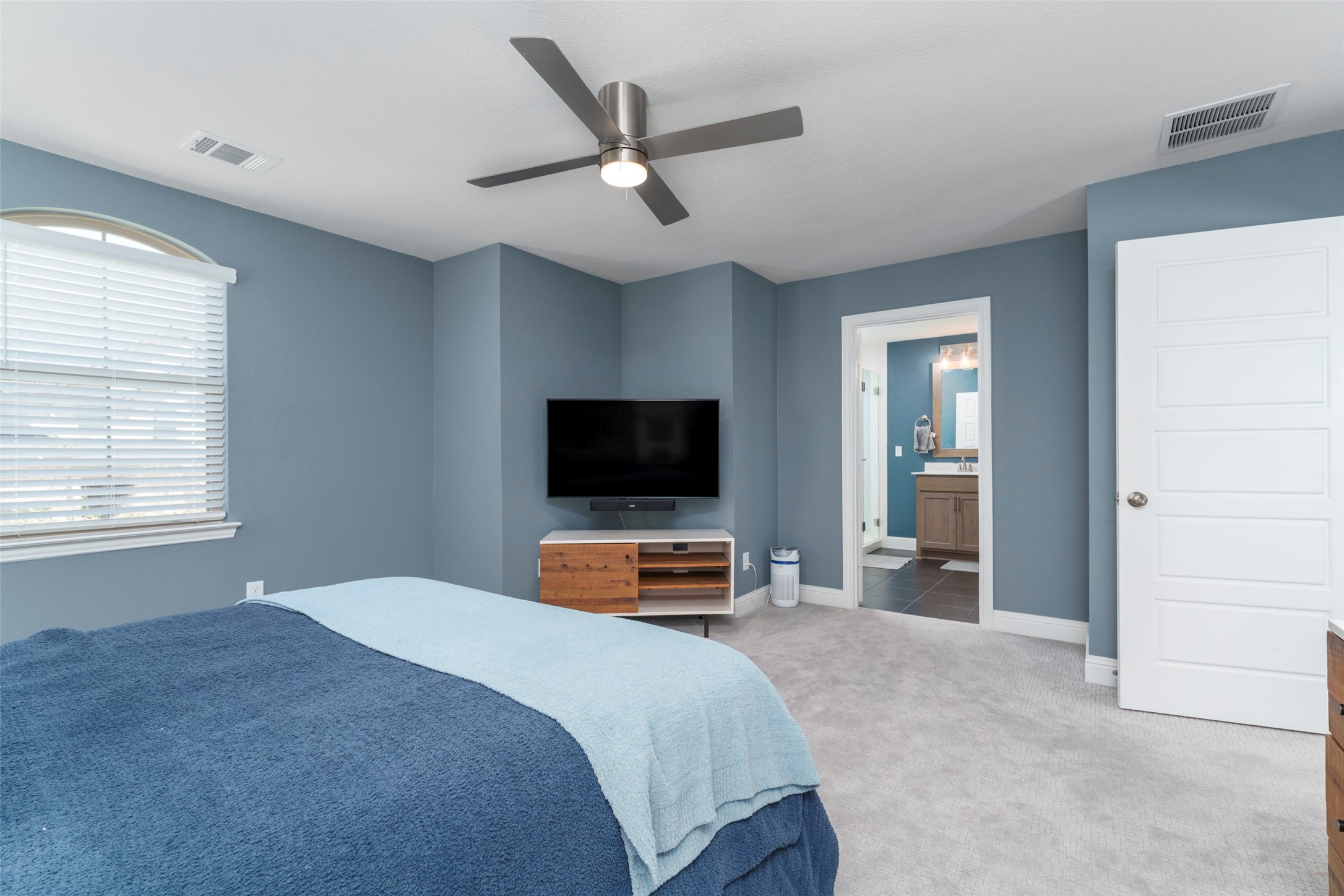 4215 Swinley Forest Drive, Arlington, TX, 76017