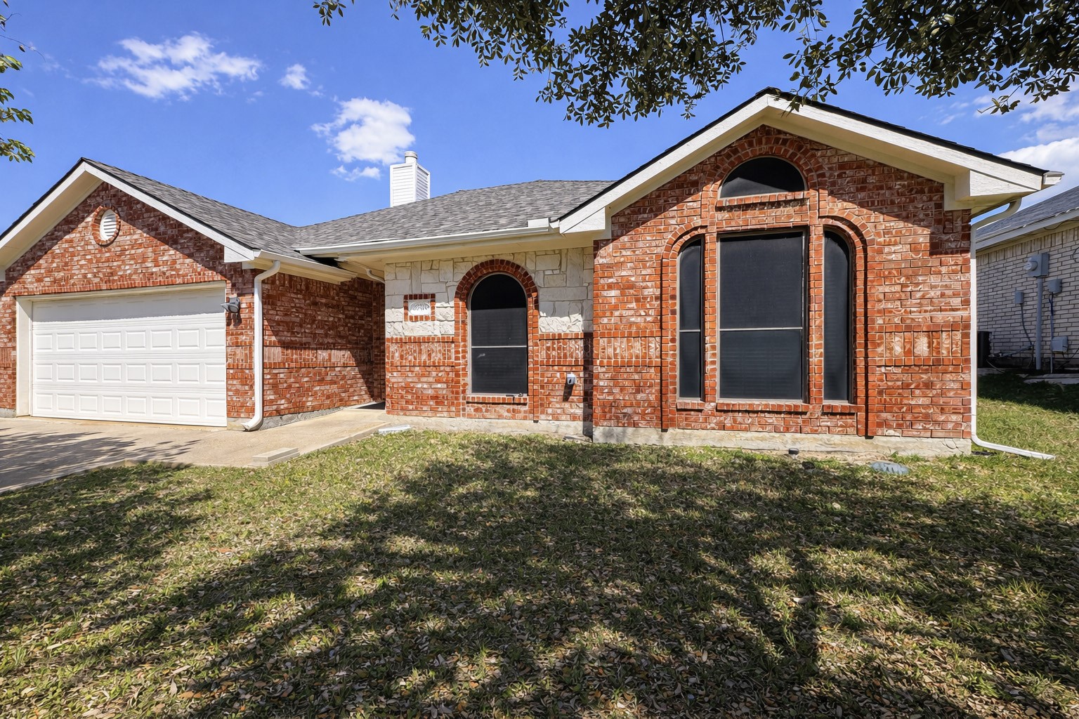 Property photo 03 of 2704 Dakota Circle, Seagoville, TX 75159 | MLS #21208806