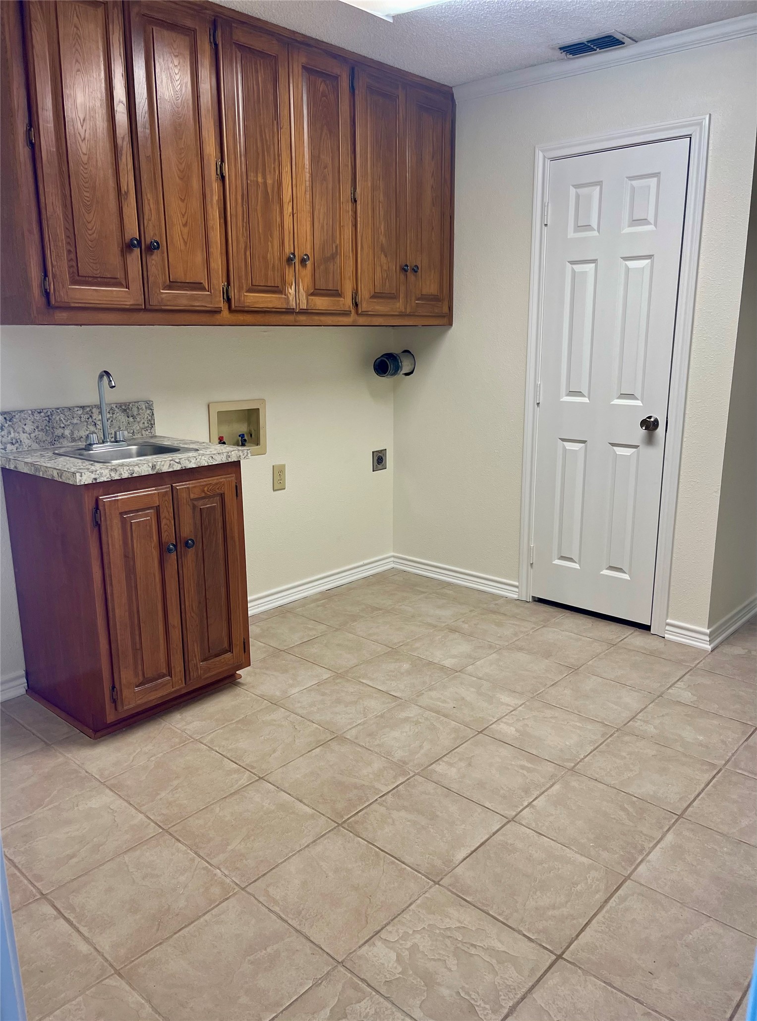 1624 County Road 1560, Alba, TX, 75410