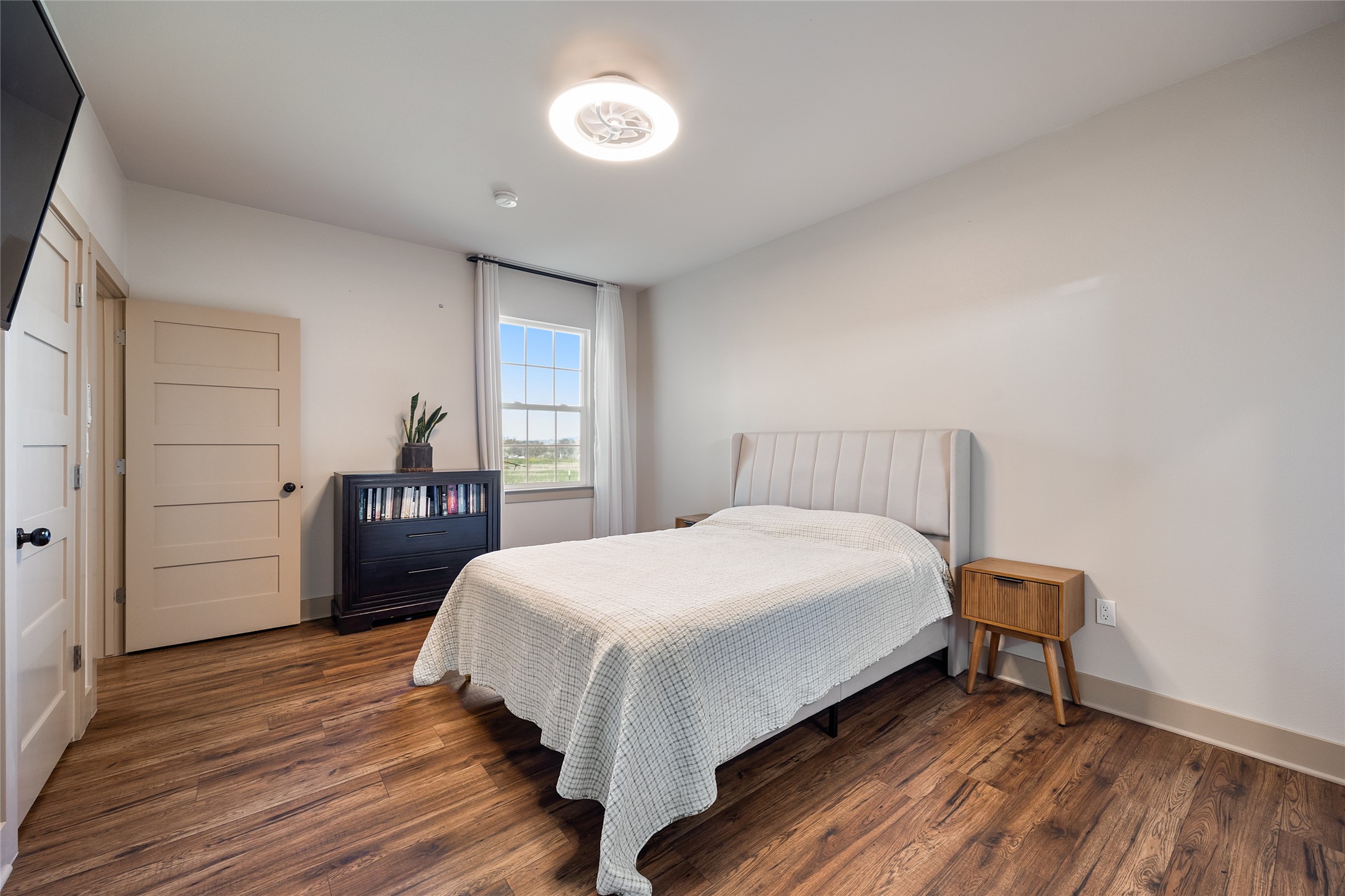 700 Lathem Boulevard, Venus, TX, 76084