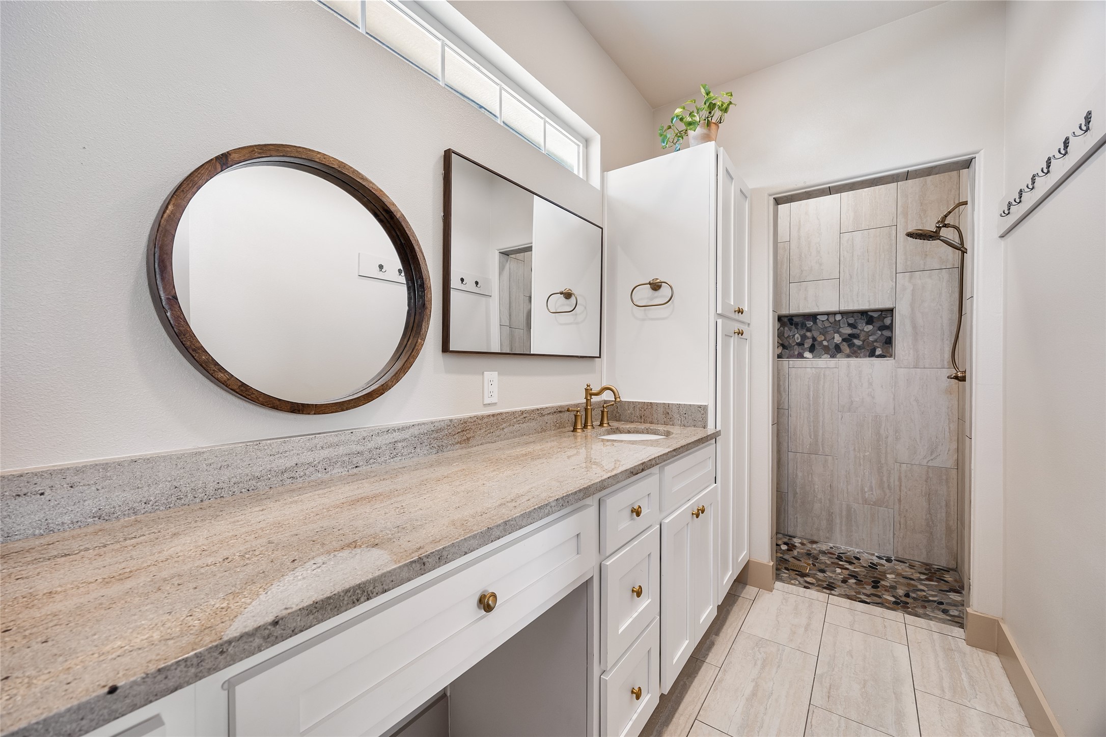 700 Lathem Boulevard, Venus, TX, 76084