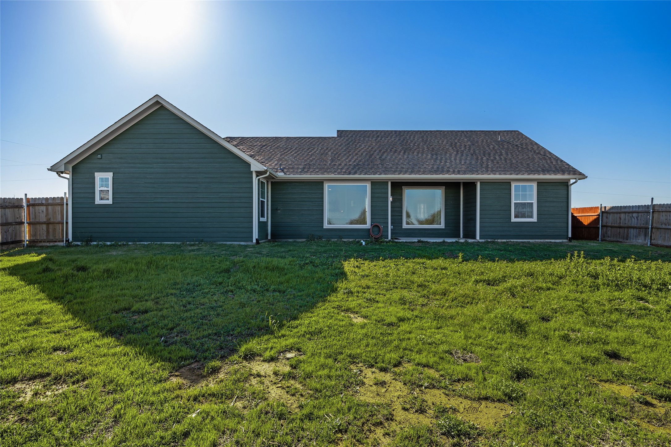 700 Lathem Boulevard, Venus, TX, 76084