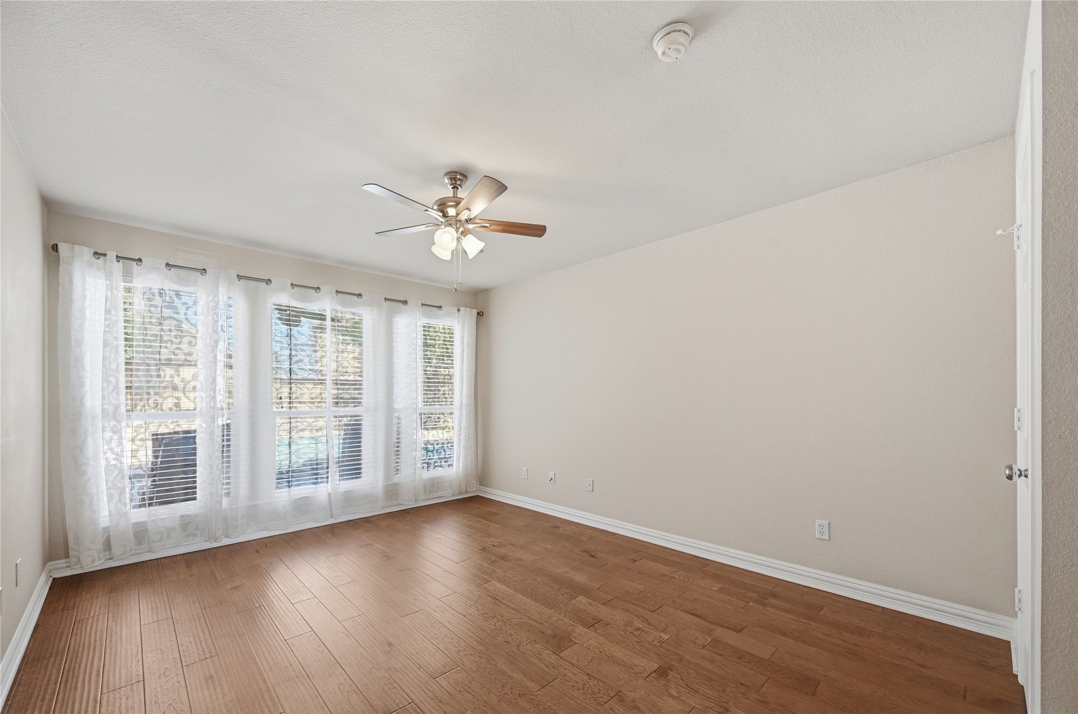 955 Chad Way, Rockwall, TX, 75087