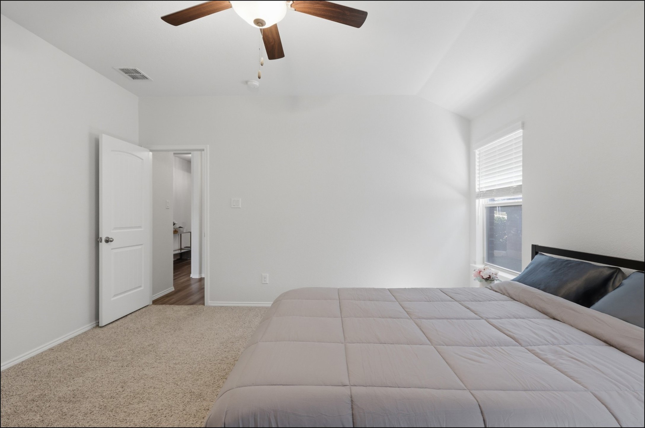 1860 Alamandine Avenue, Cross Roads, TX, 76227