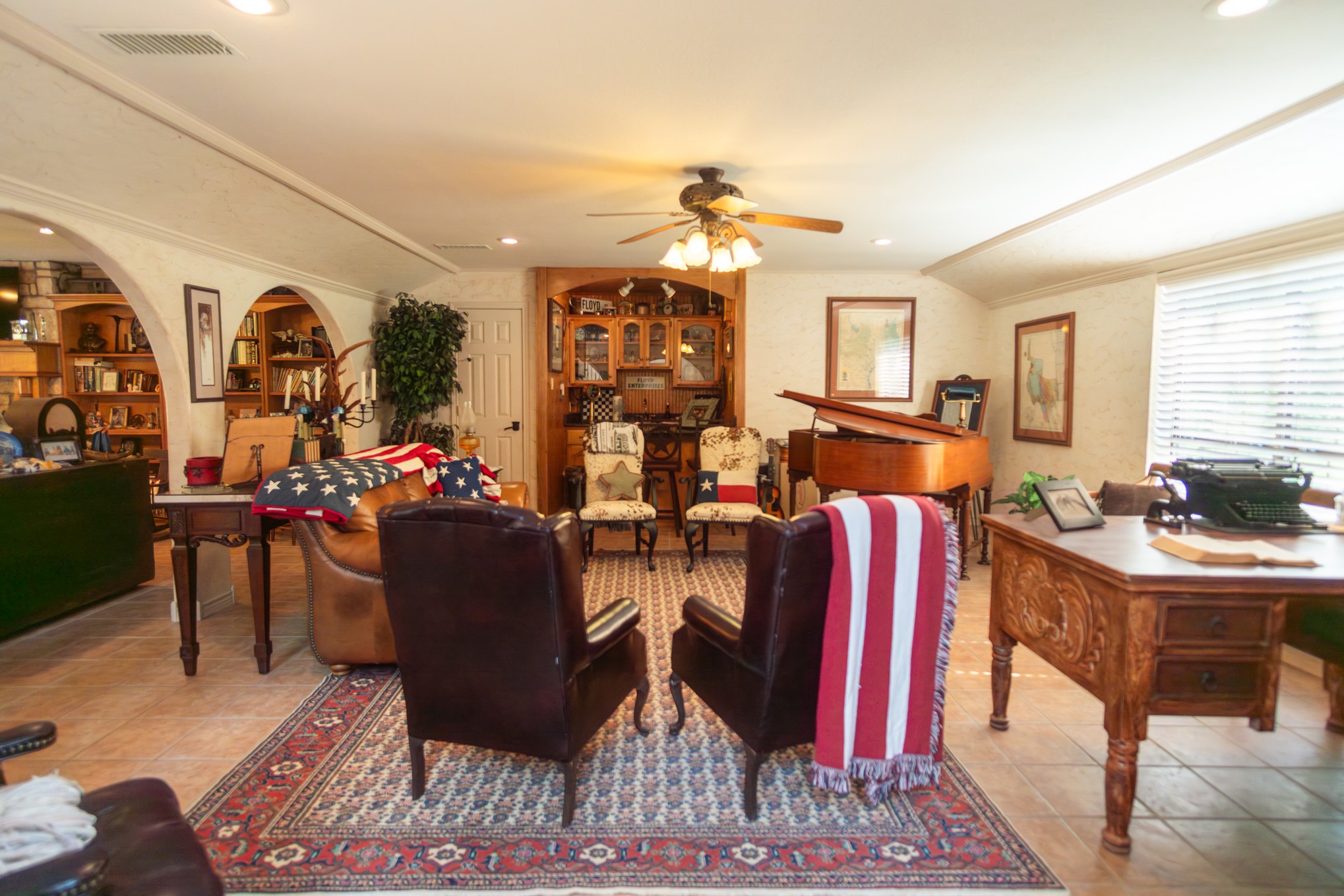 408 Rainey Street, Bonham, TX, 75418