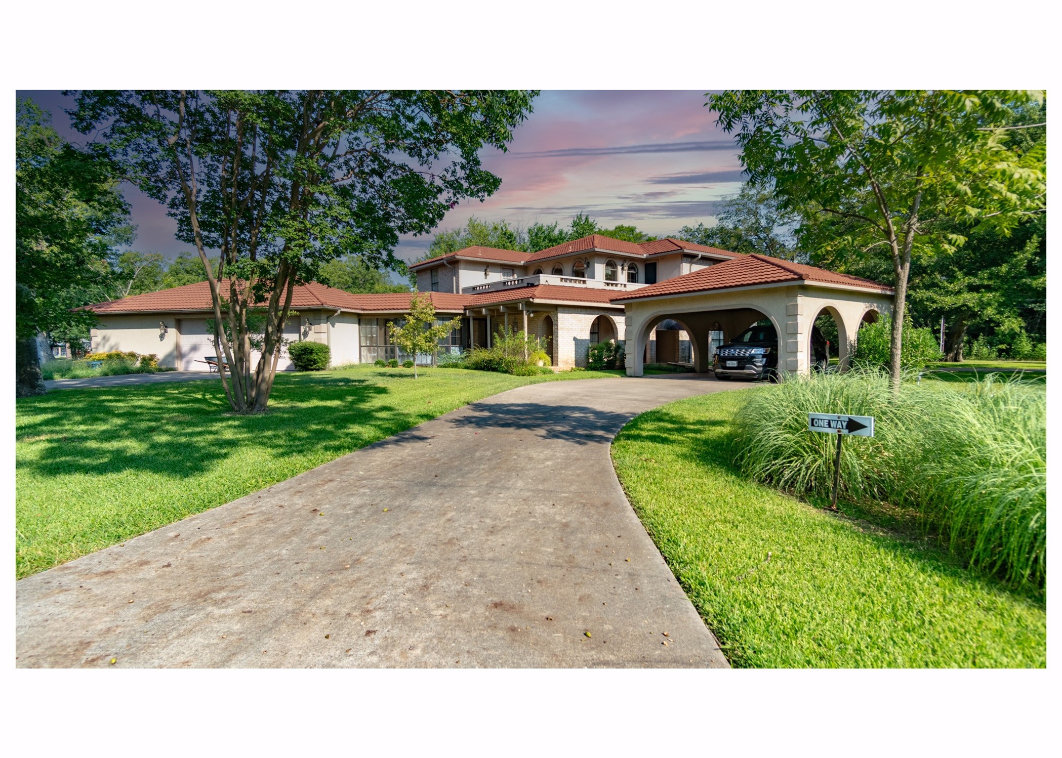 408 Rainey Street, Bonham, TX, 75418