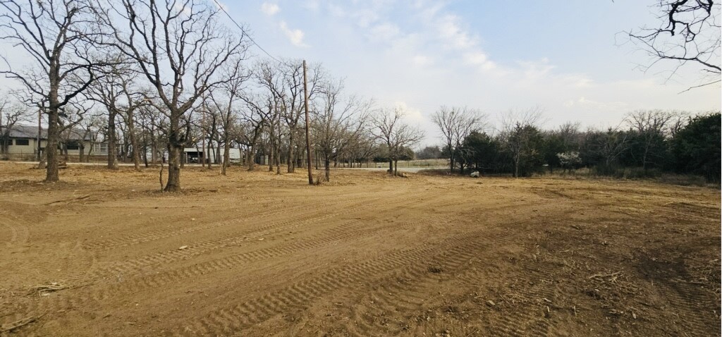 153 Catfish Trail, Bowie, TX, 76230