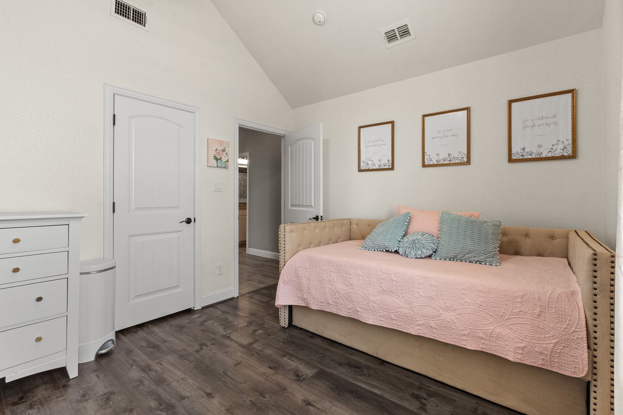 9708 Puma Trail, Godley, TX, 76044