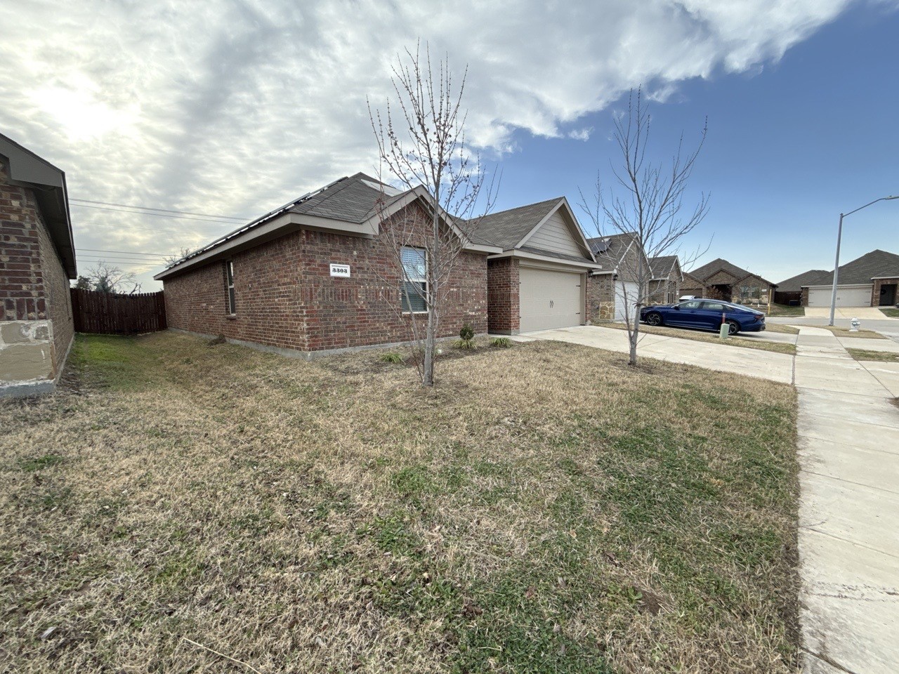 Property photo 03 of 3303 Knoll Drive, Ennis, TX 75119 | MLS #21209387