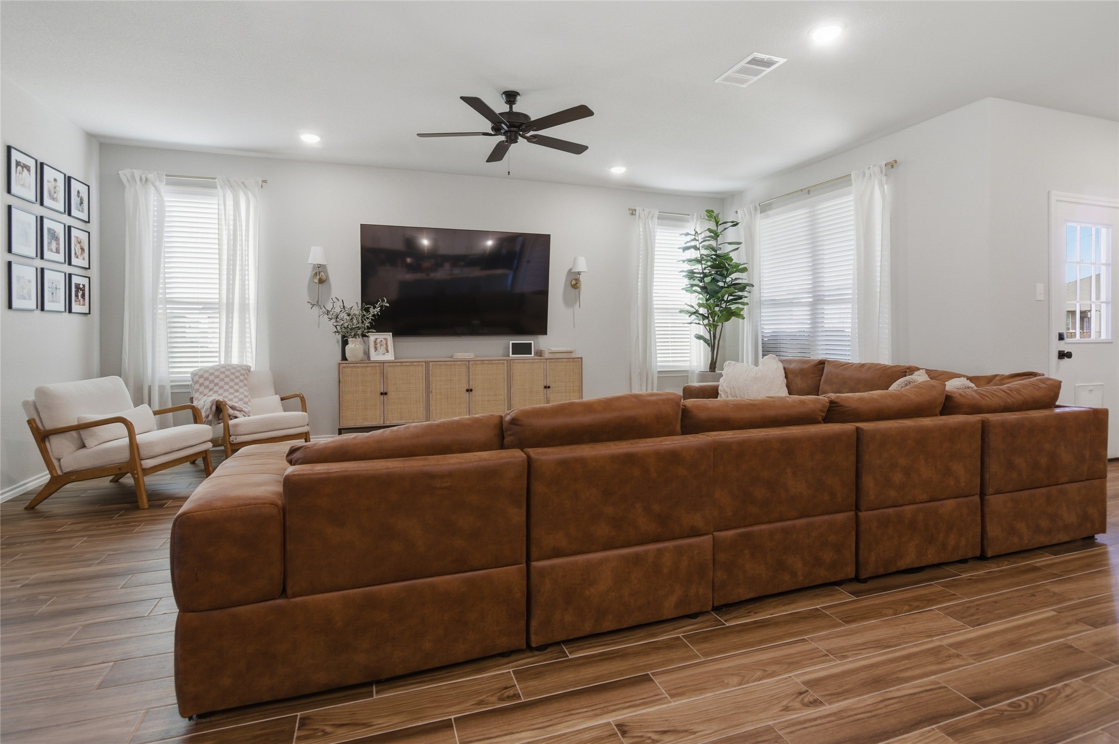 2960 Dixondale Drive, Fort Worth, TX, 76108