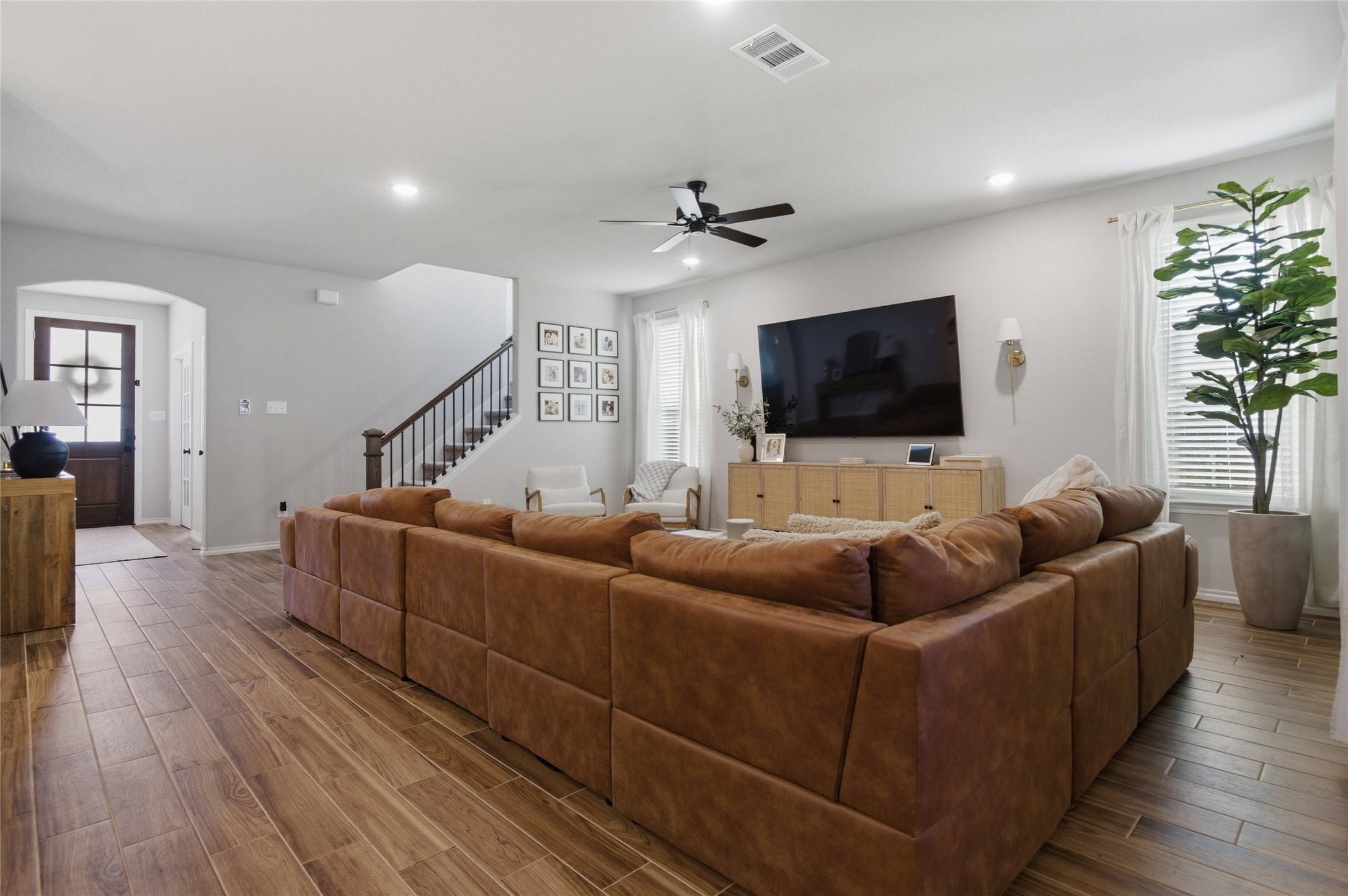 2960 Dixondale Drive, Fort Worth, TX, 76108