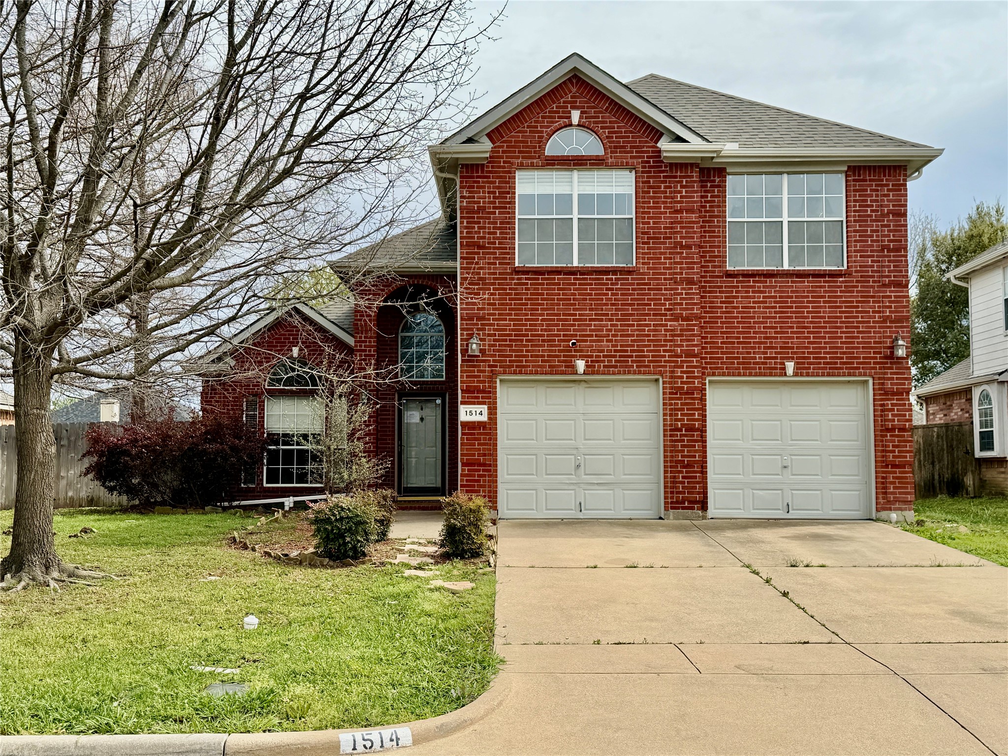 Property photo 02 of 1514 Brighton Drive, Mansfield, TX 76063 | MLS #21209457