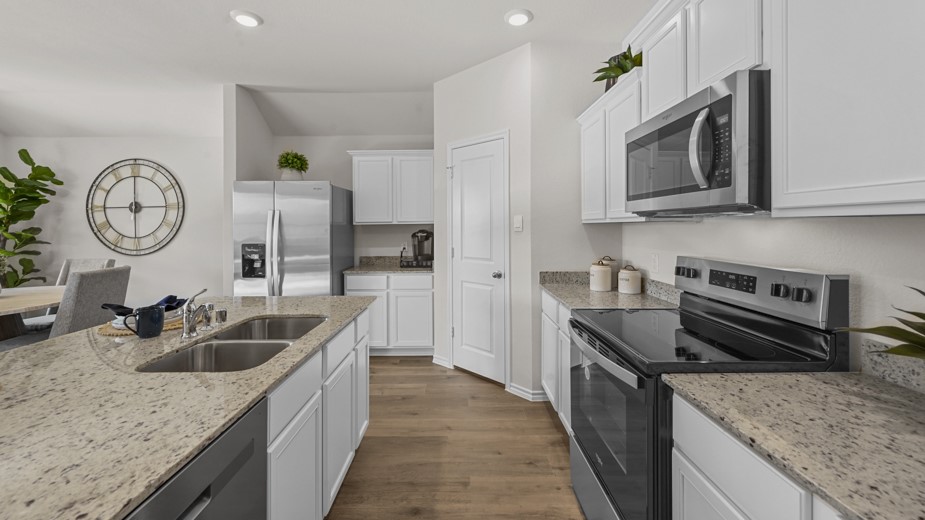 212 Whispering Pine Drive, Royse City, TX, 75189