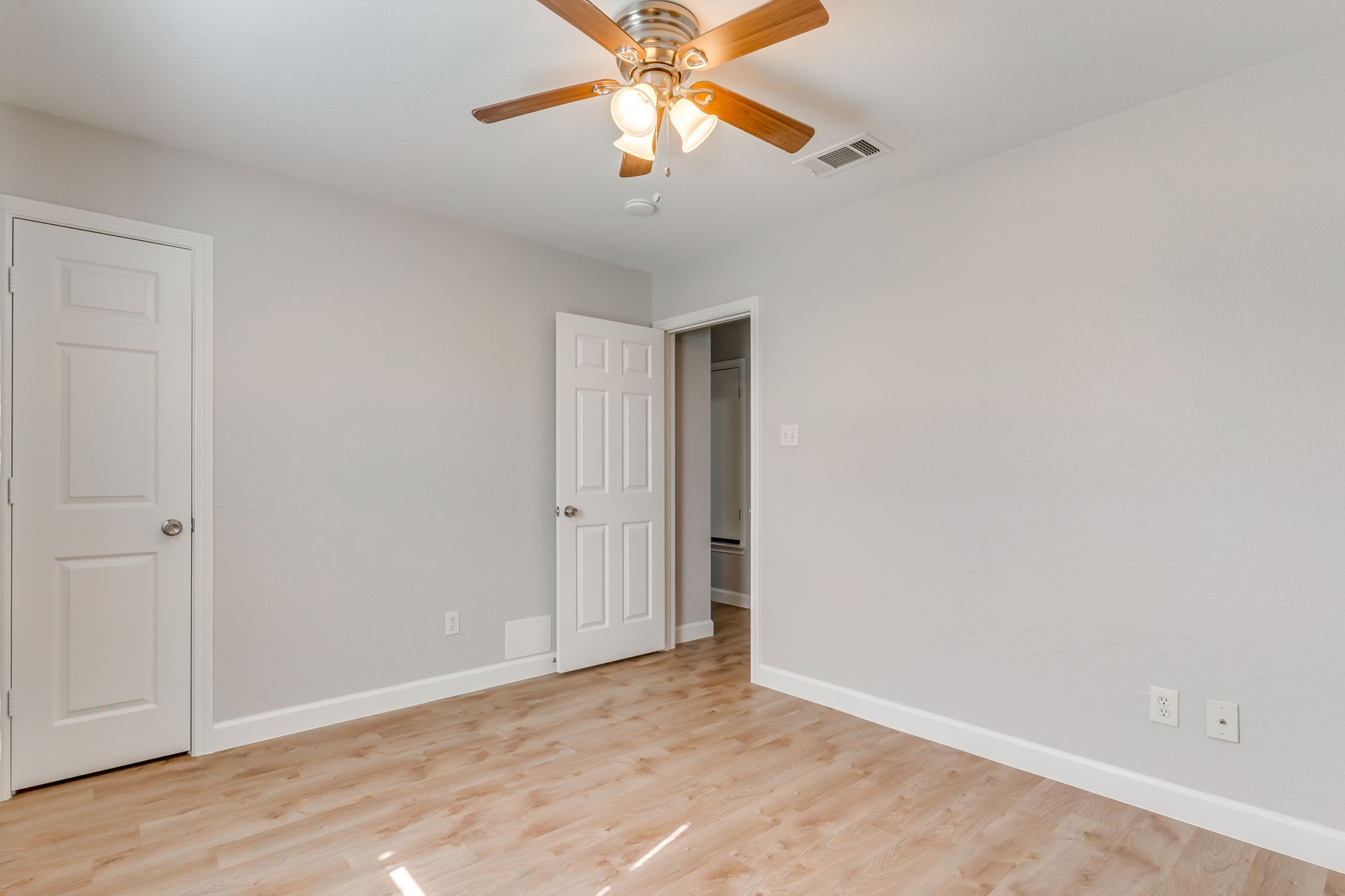 306 Kathy Lane, Granbury, TX, 76049