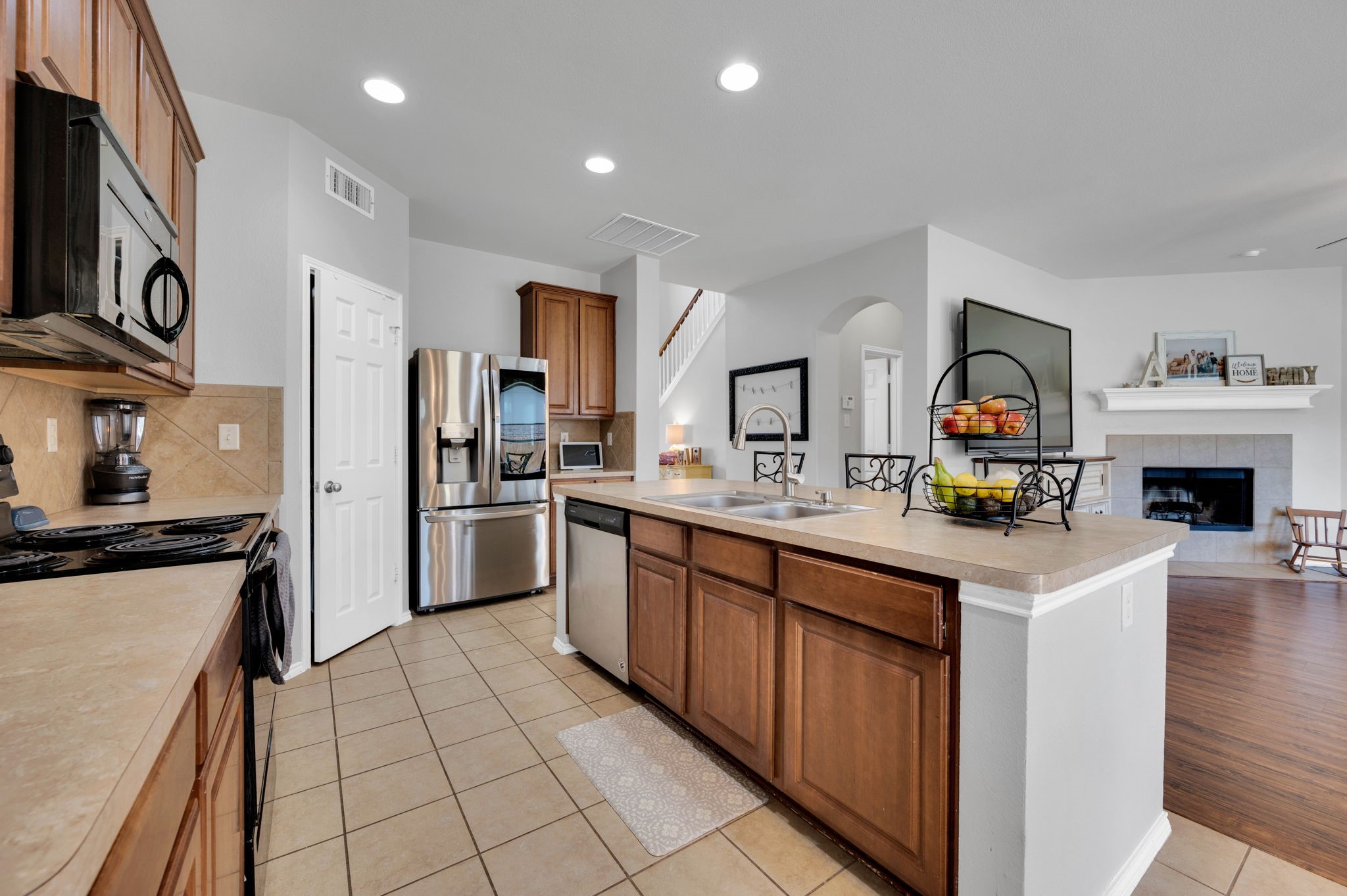 136 Old Spanish Trail, Waxahachie, TX, 75167