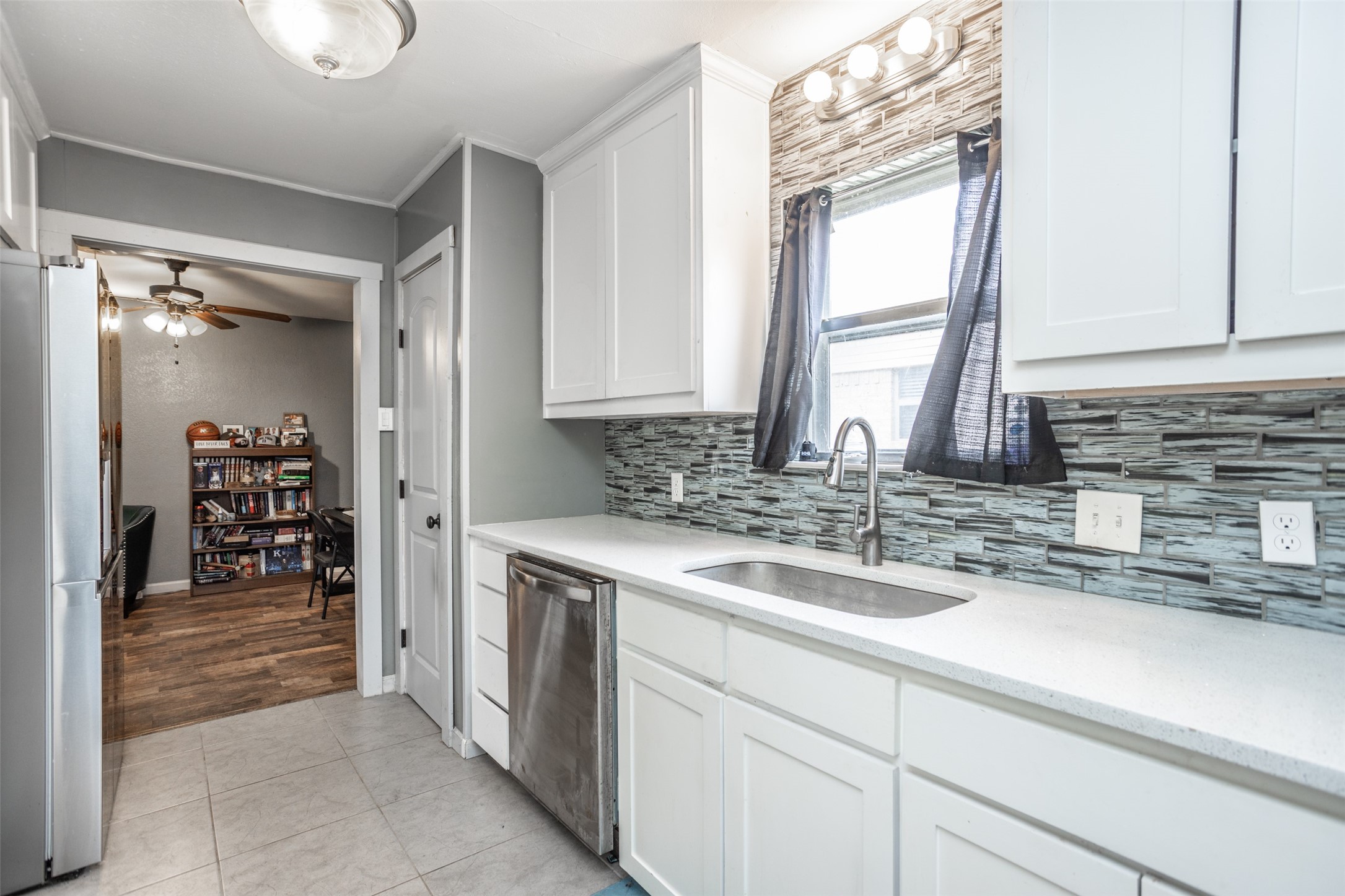 1907 Bridle Lane, Gainesville, TX, 76240