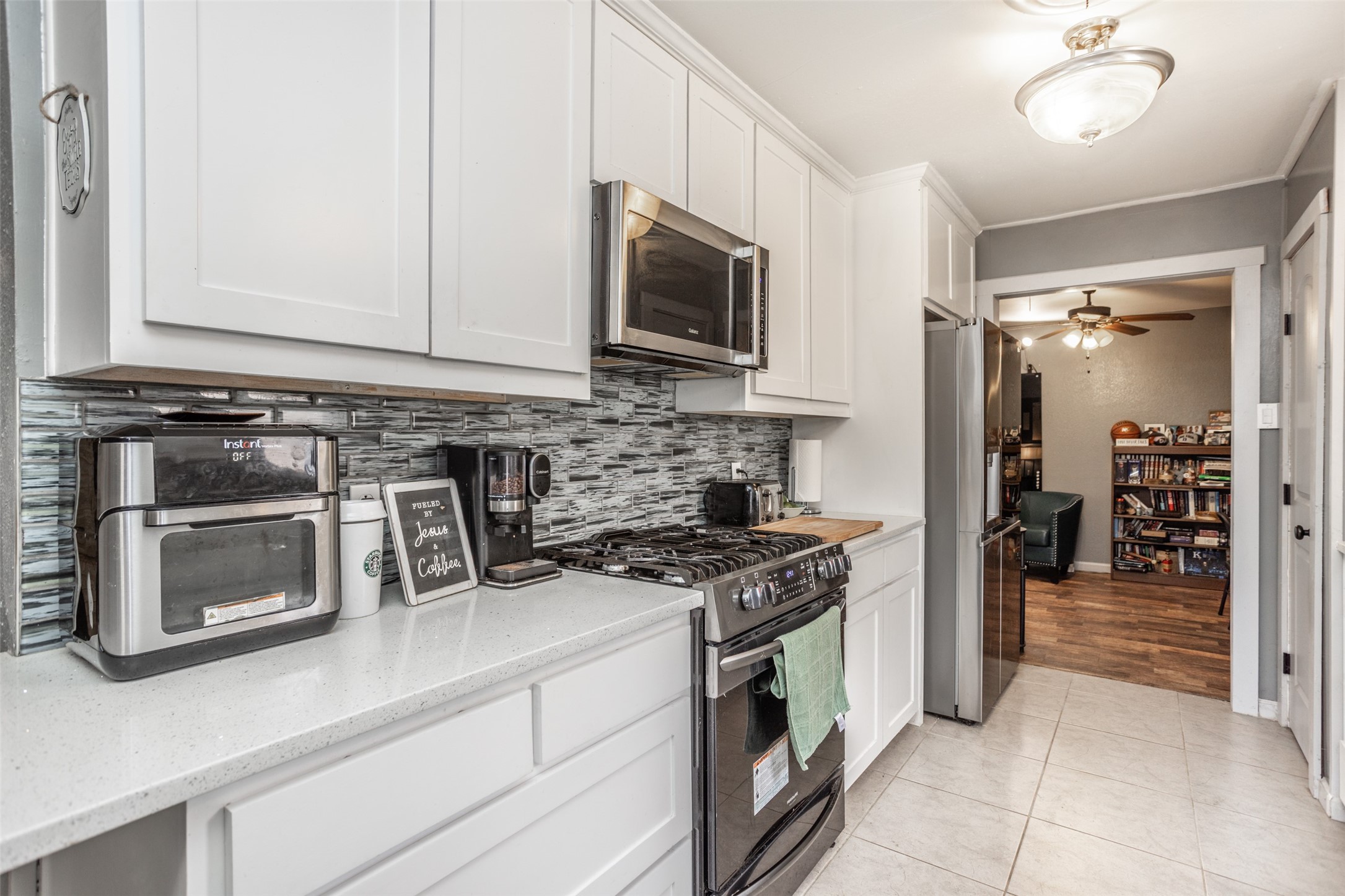1907 Bridle Lane, Gainesville, TX, 76240