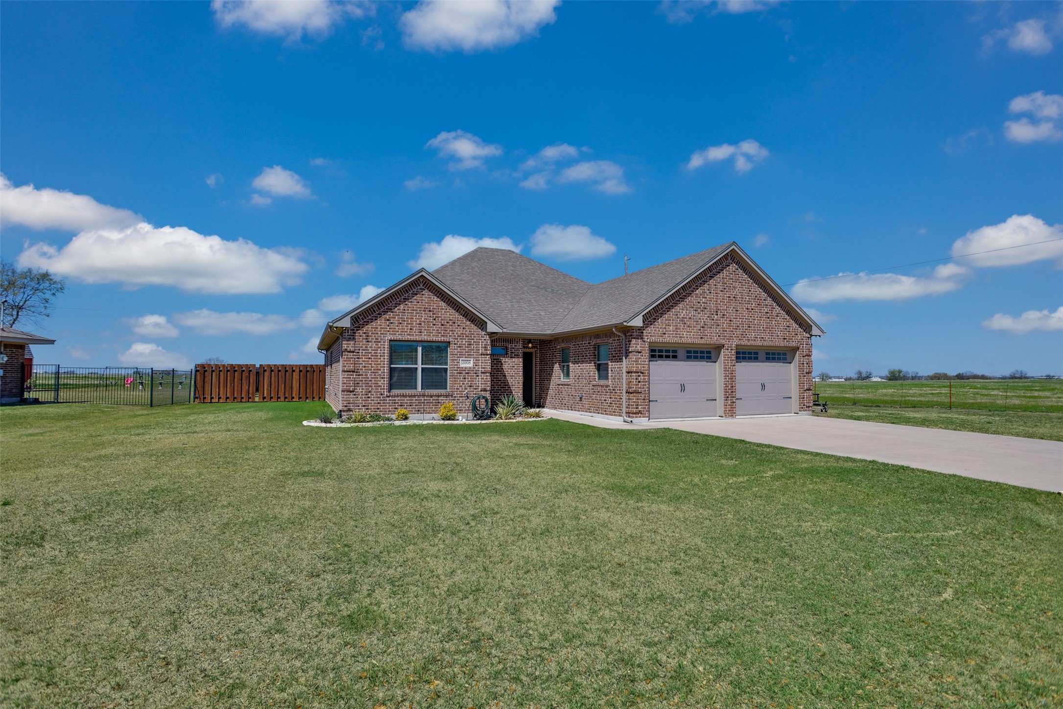 2008 Stanford Drive, Gainesville, TX, 76240