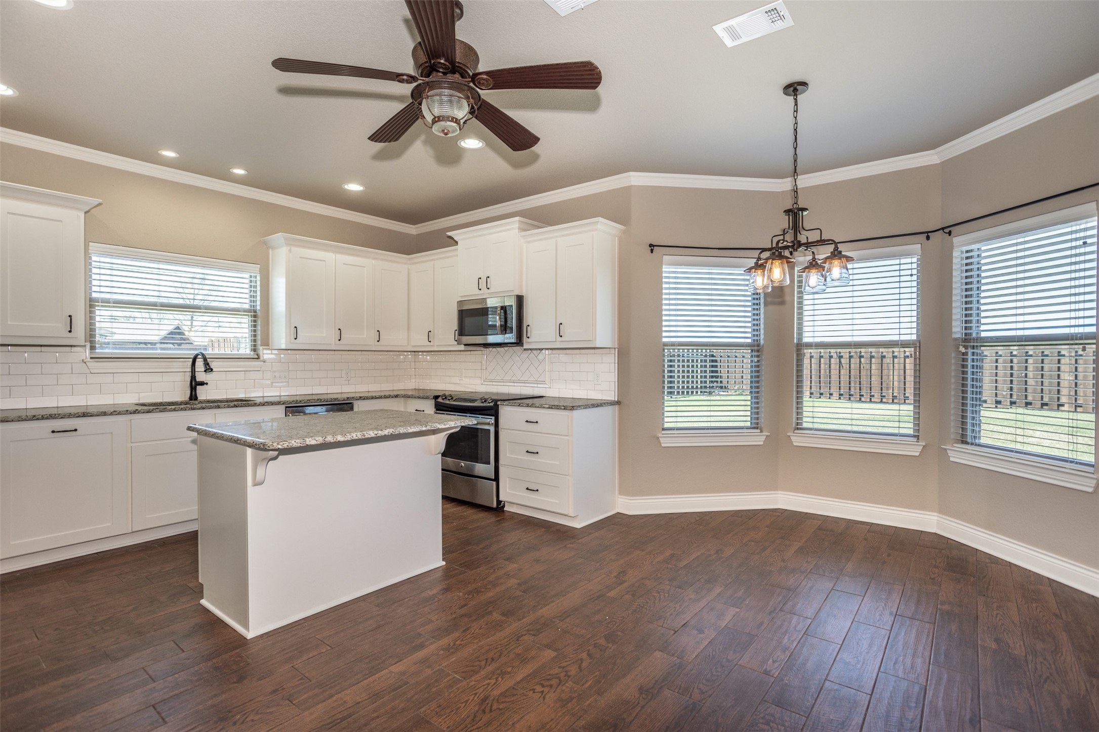 2008 Stanford Drive, Gainesville, TX, 76240