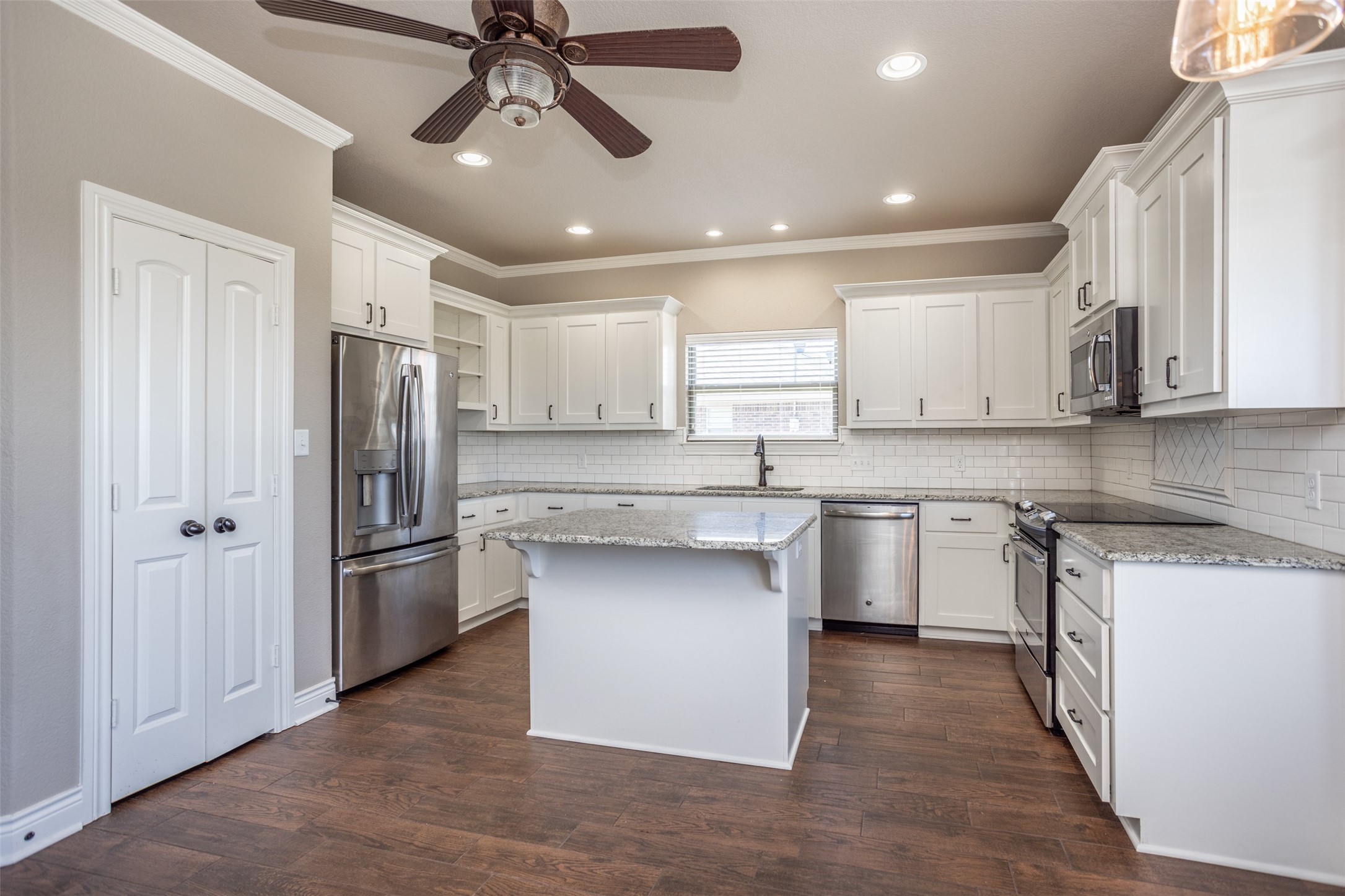 2008 Stanford Drive, Gainesville, TX, 76240