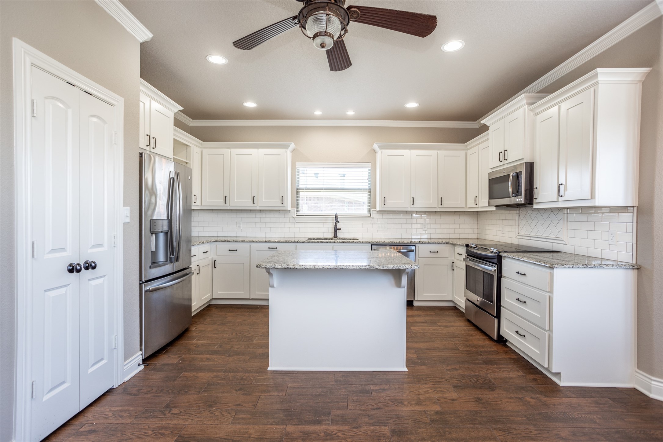 2008 Stanford Drive, Gainesville, TX, 76240