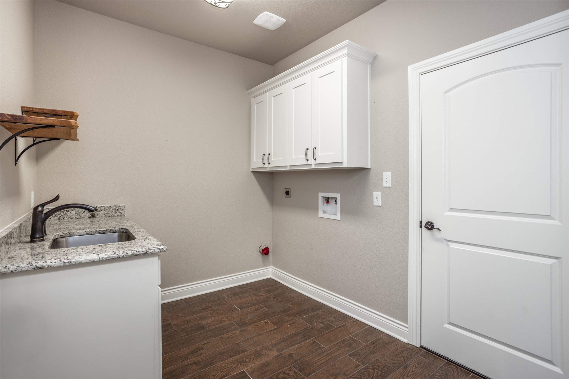2008 Stanford Drive, Gainesville, TX, 76240