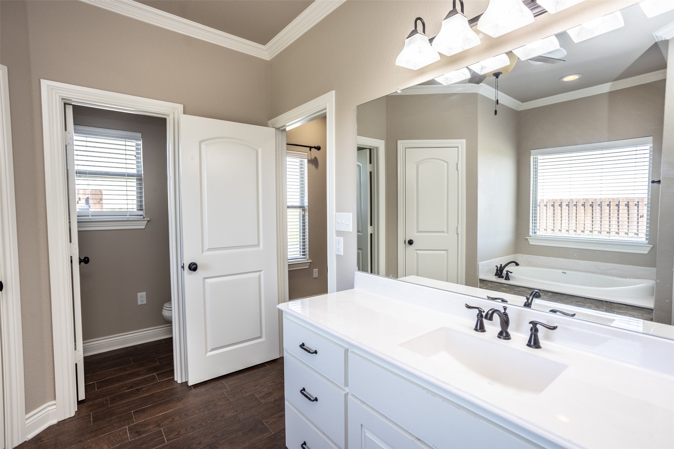 2008 Stanford Drive, Gainesville, TX, 76240