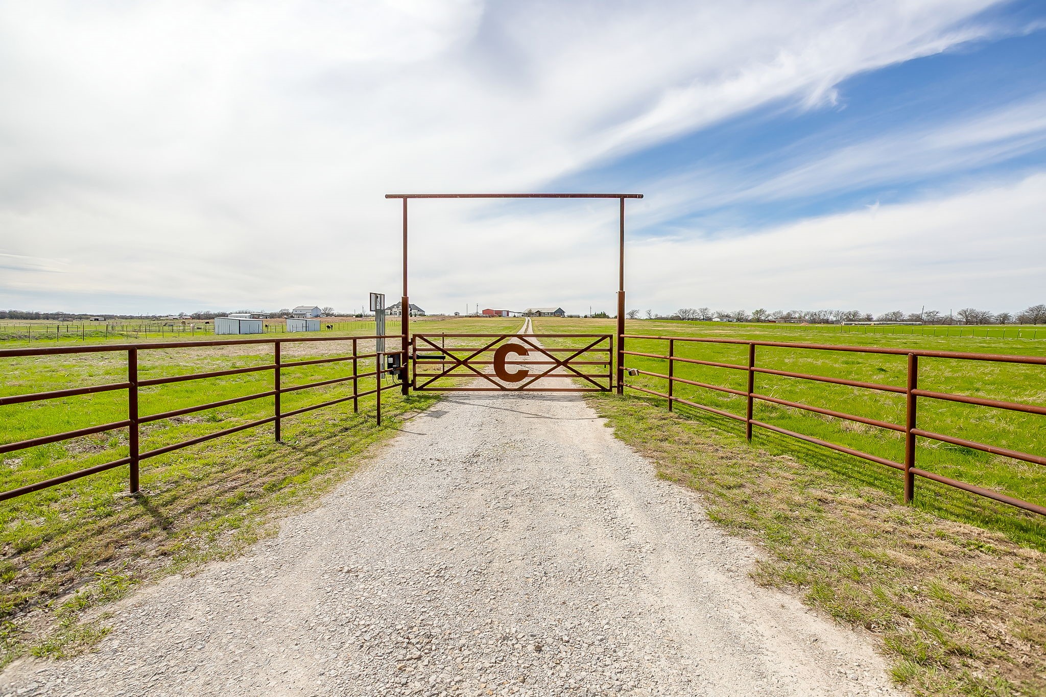 19611 N County Line Road, Ponder, TX, 76259