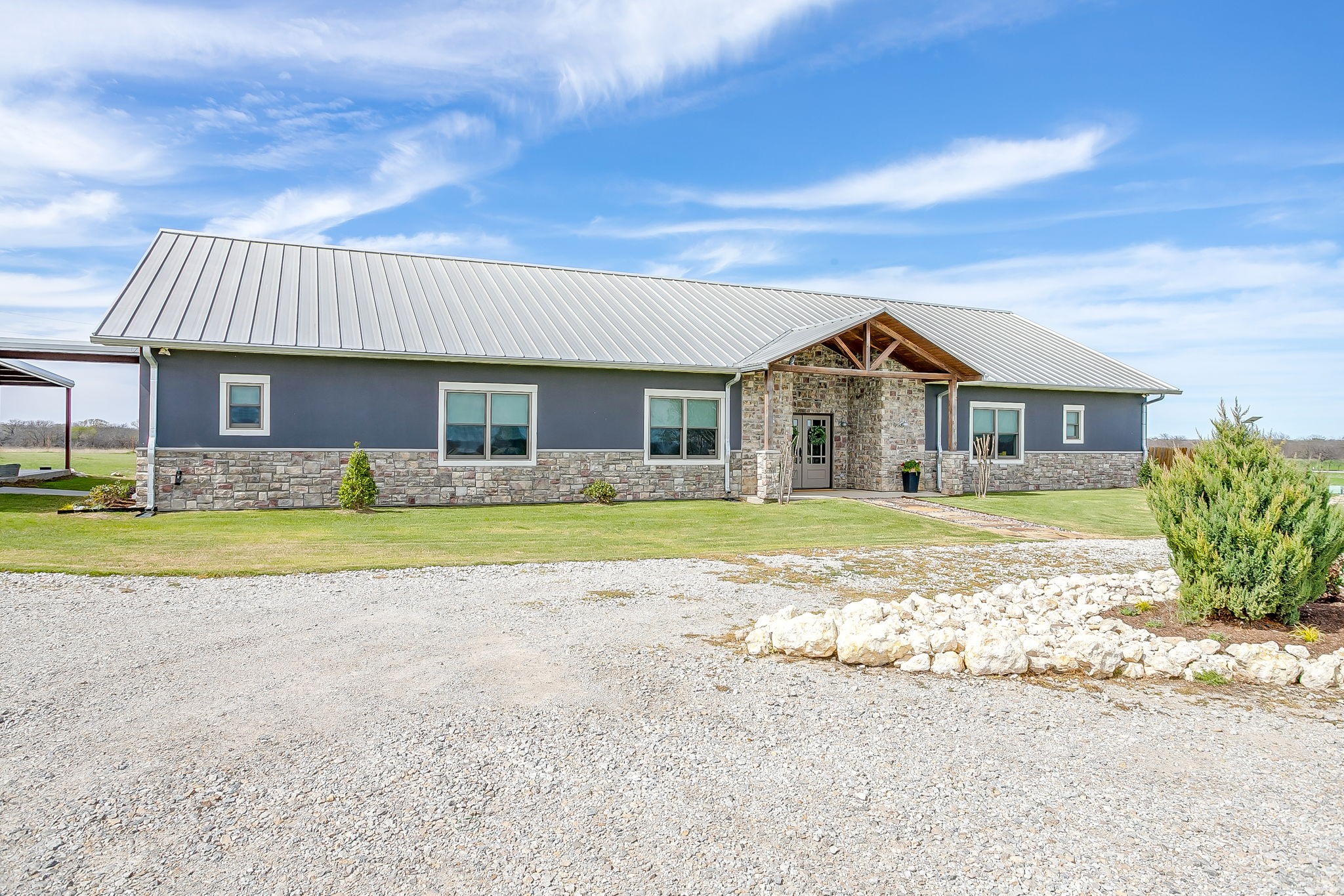 19611 N County Line Road, Ponder, TX, 76259