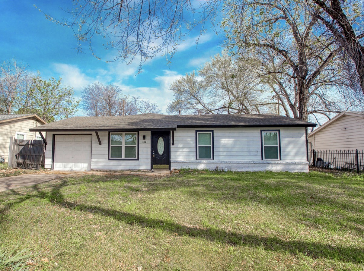 307 Dee Lane, Arlington, TX, 76011