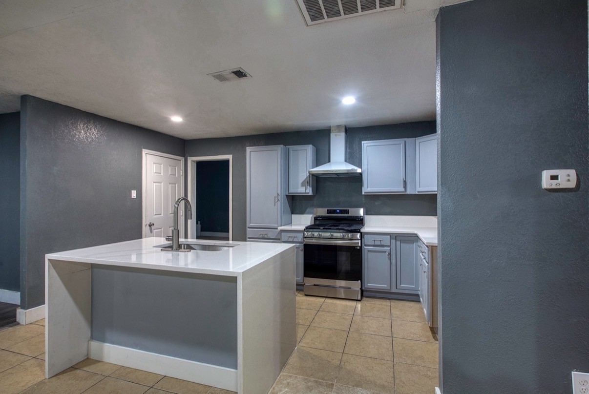307 Dee Lane, Arlington, TX, 76011