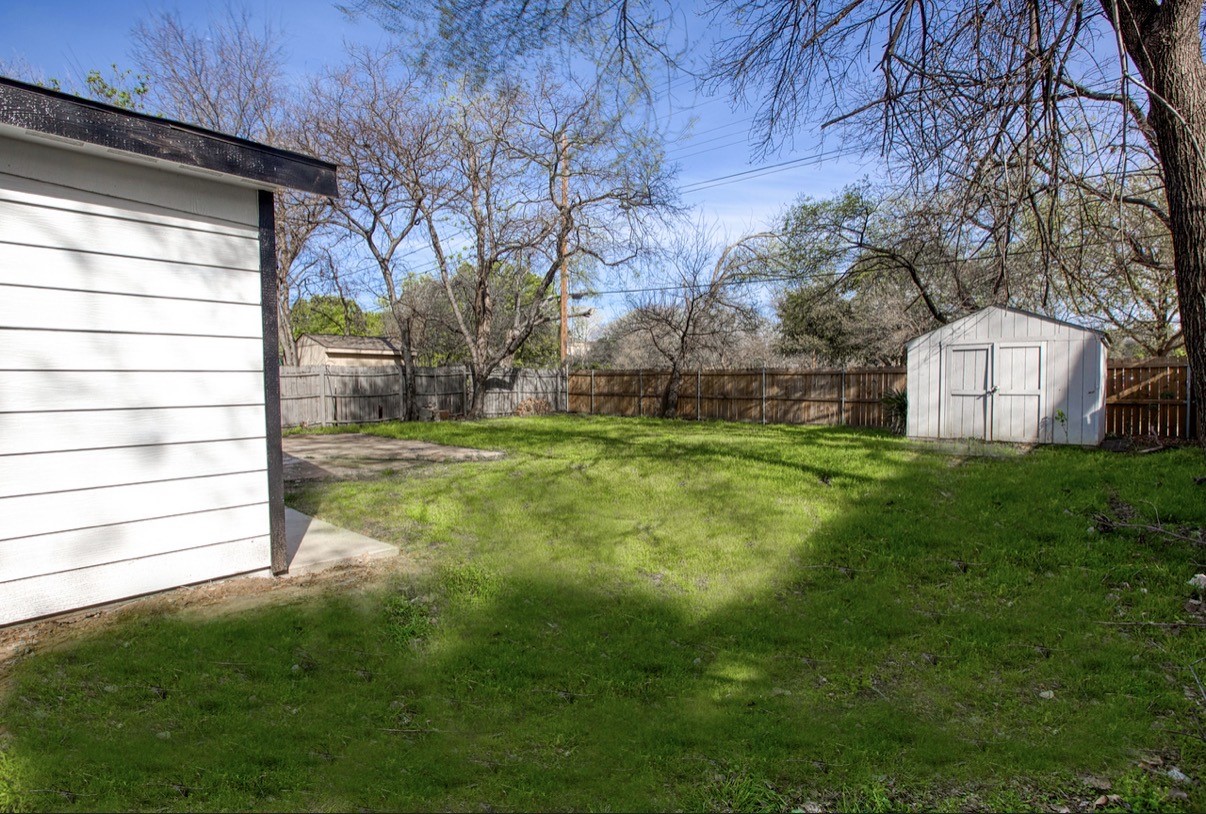 307 Dee Lane, Arlington, TX, 76011