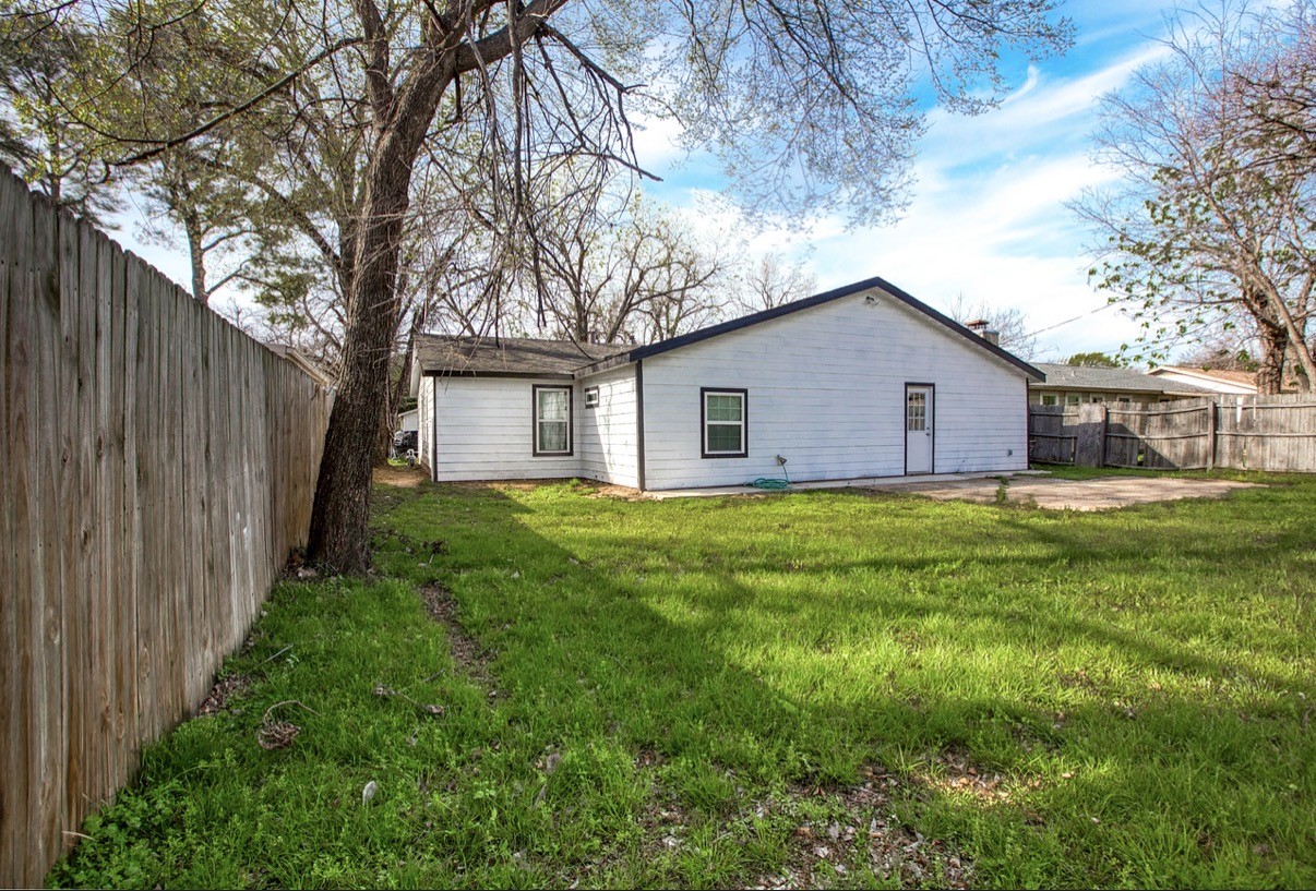 307 Dee Lane, Arlington, TX, 76011