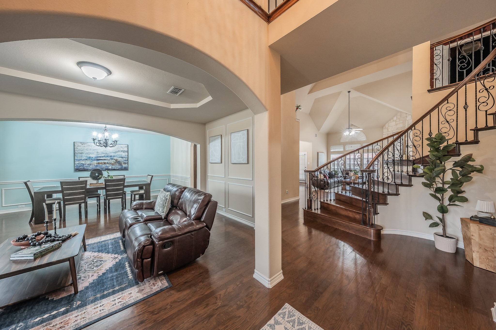 Property photo 04 of 12387 Mill Run Drive, Frisco, TX 75035 | MLS #21211934