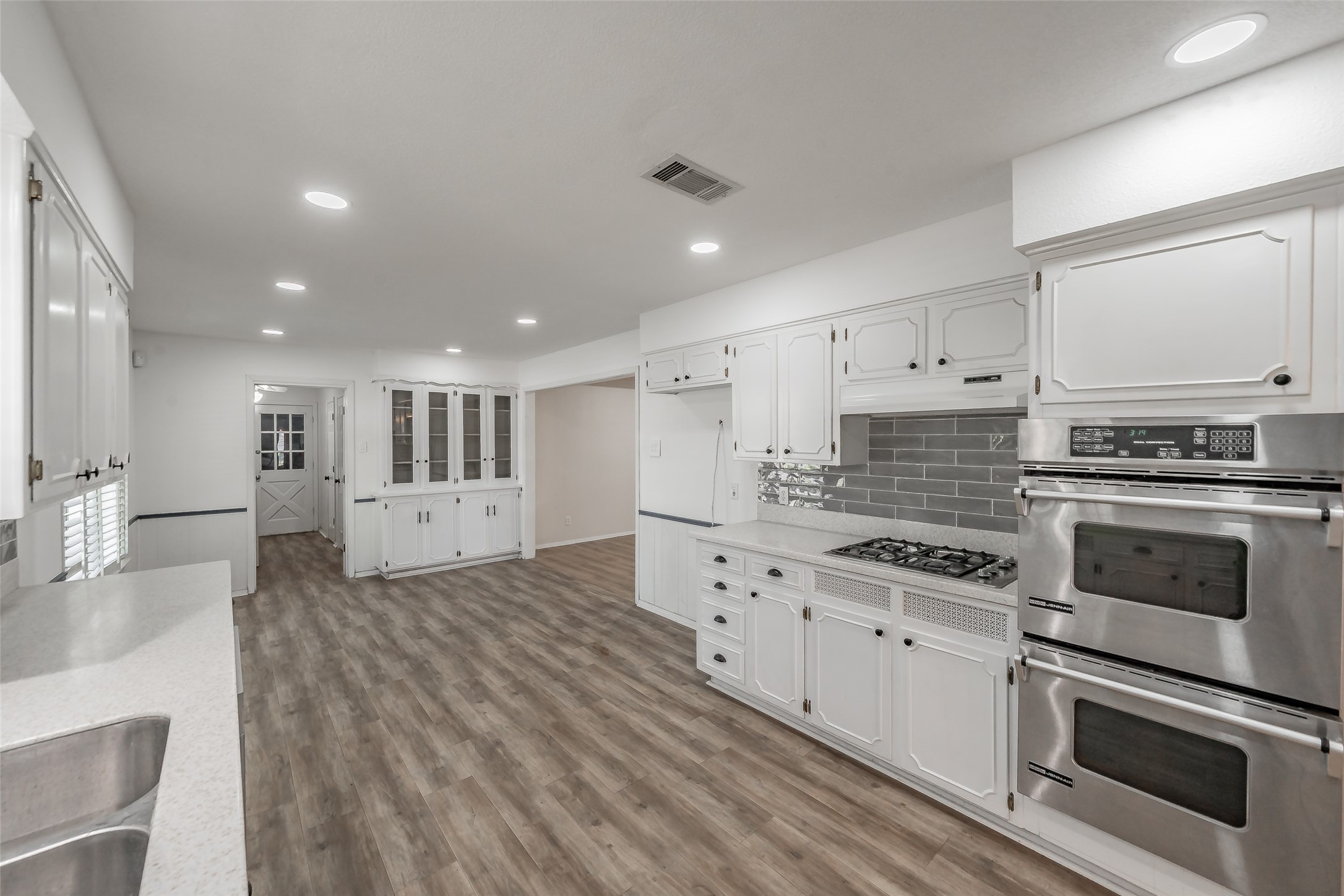 1718 Timbers Drive, Irving, TX, 75061