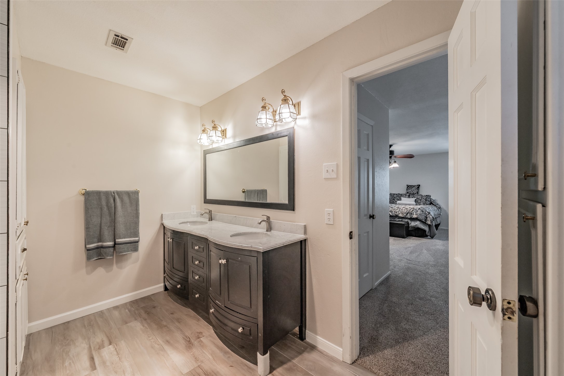 1718 Timbers Drive, Irving, TX, 75061