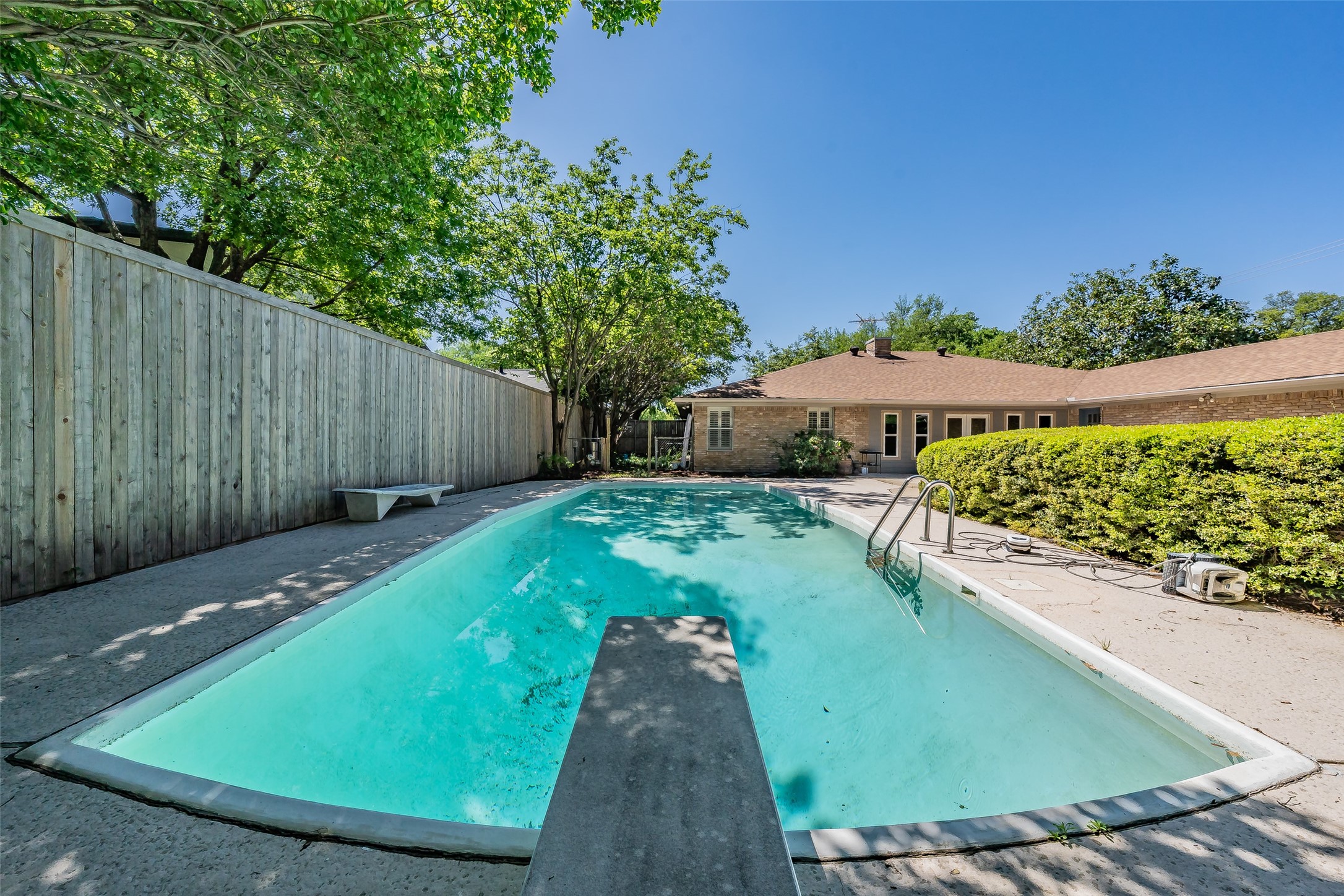 1718 Timbers Drive, Irving, TX, 75061