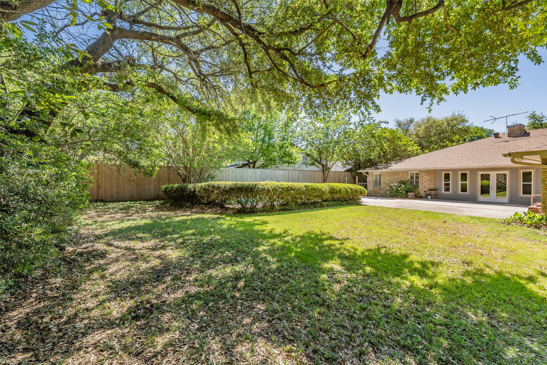 1718 Timbers Drive, Irving, TX, 75061