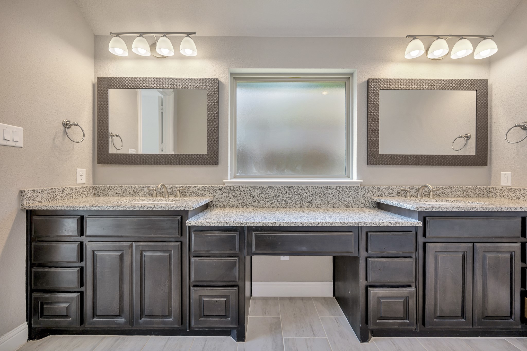 9820 Surveyor Road, Little Elm, TX, 75068